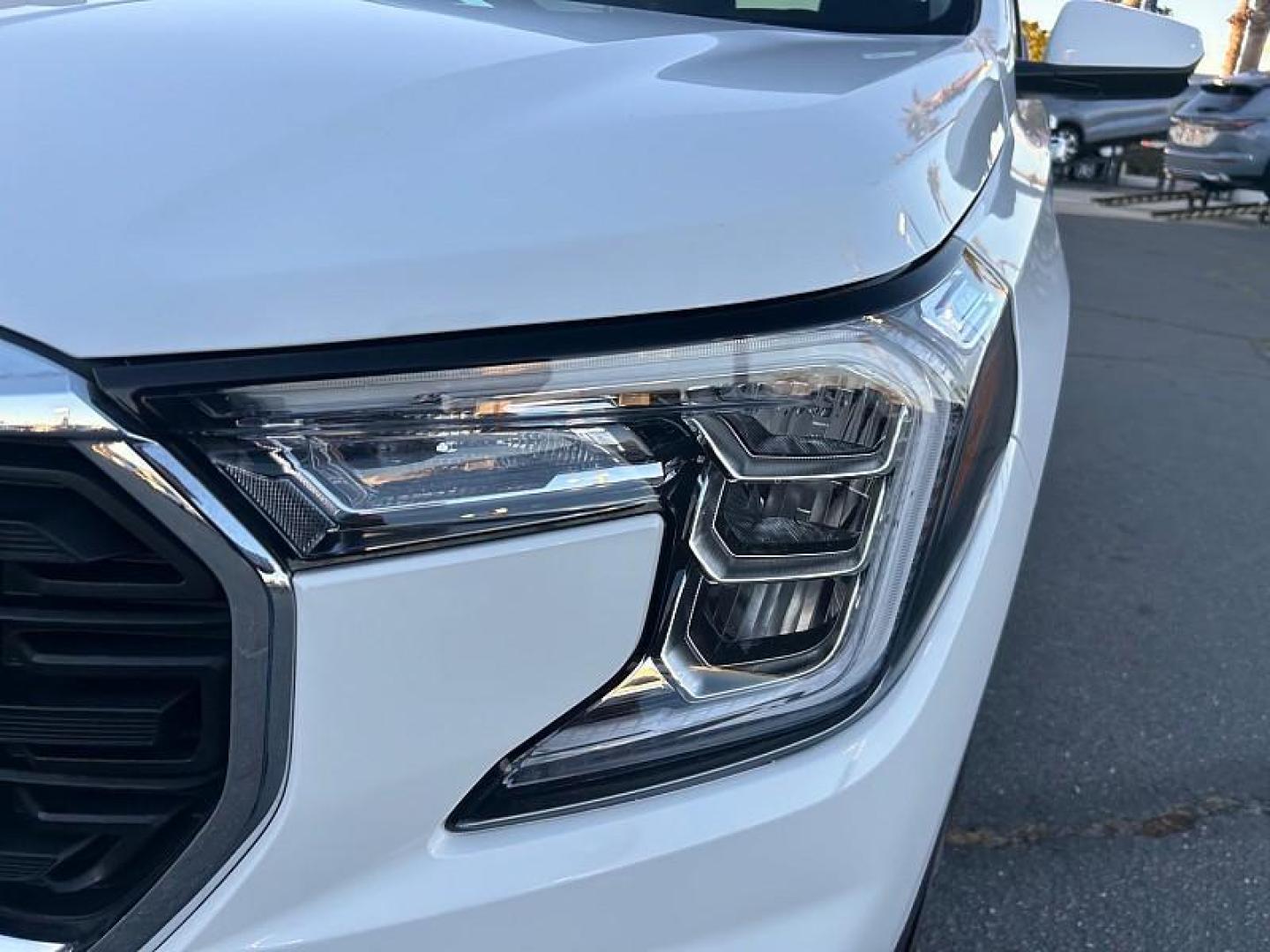 2024 WHITE GMC Terrain (3GKALMEG0RL) with an 4-Cyl Turbo 1.5 Liter engine, Automatic 9-Spd transmission, located at 412 Auto Vista Drive, Palmdale, 93551, (661) 945-0620, 34.592636, -118.136681 - Photo#10