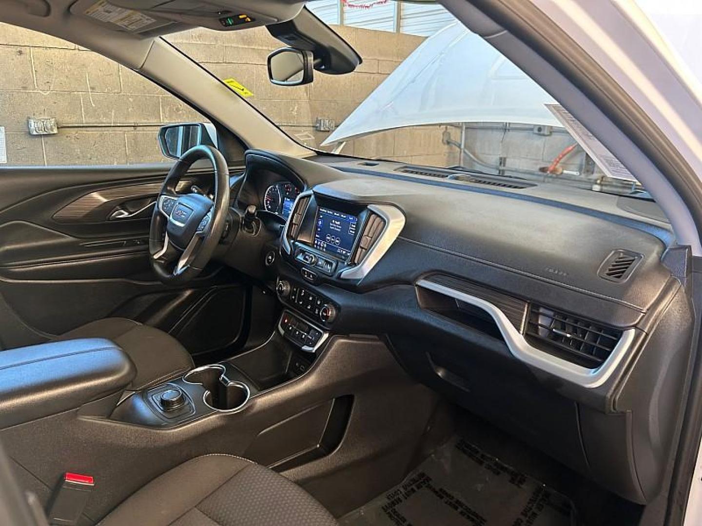 2024 WHITE GMC Terrain (3GKALMEG0RL) with an 4-Cyl Turbo 1.5 Liter engine, Automatic 9-Spd transmission, located at 412 Auto Vista Drive, Palmdale, 93551, (661) 945-0620, 34.592636, -118.136681 - Photo#30