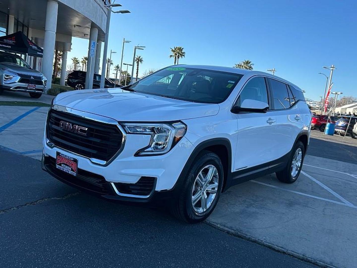 2024 WHITE GMC Terrain (3GKALMEG8RL) with an 4-Cyl Turbo 1.5 Liter engine, Automatic 9-Spd transmission, located at 412 Auto Vista Drive, Palmdale, 93551, (661) 945-0620, 34.592636, -118.136681- Photo#7