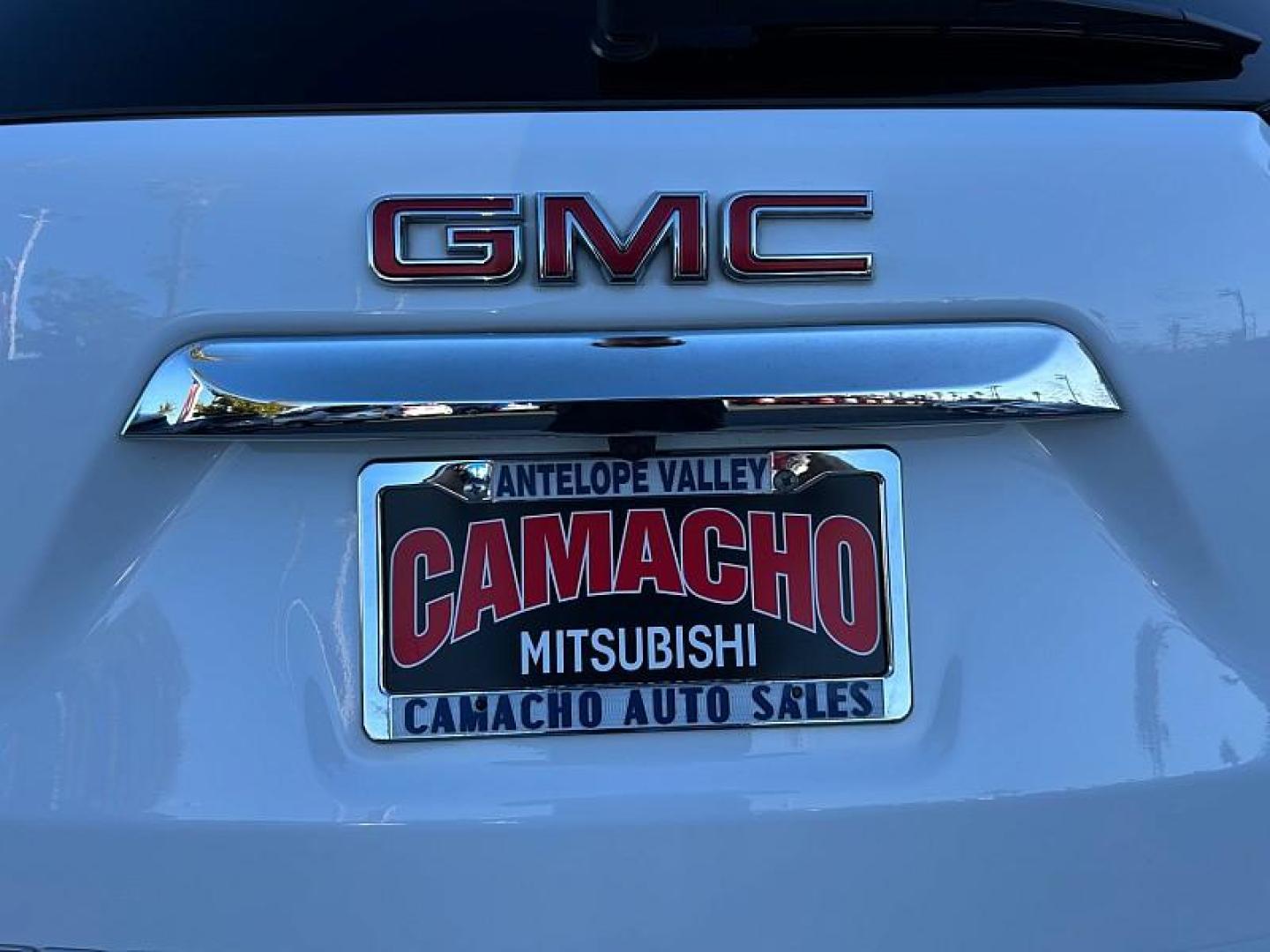 2024 WHITE GMC Terrain (3GKALMEG8RL) with an 4-Cyl Turbo 1.5 Liter engine, Automatic 9-Spd transmission, located at 412 Auto Vista Drive, Palmdale, 93551, (661) 945-0620, 34.592636, -118.136681- Photo#14