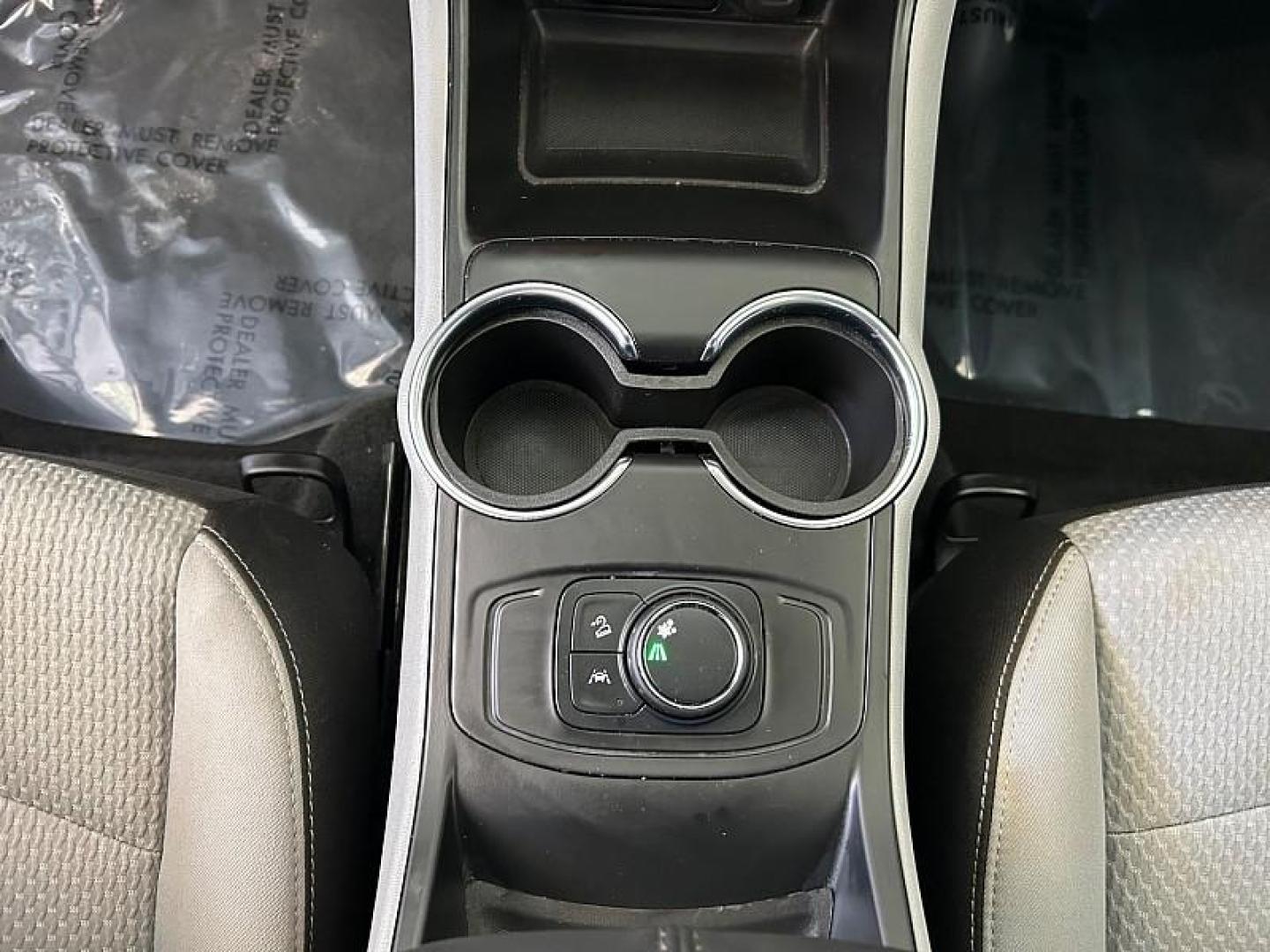 2024 WHITE GMC Terrain (3GKALMEG8RL) with an 4-Cyl Turbo 1.5 Liter engine, Automatic 9-Spd transmission, located at 412 Auto Vista Drive, Palmdale, 93551, (661) 945-0620, 34.592636, -118.136681- Photo#20