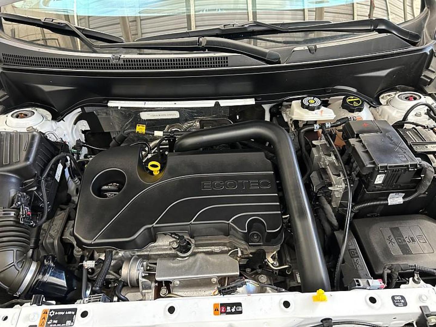 2024 WHITE GMC Terrain (3GKALMEG8RL) with an 4-Cyl Turbo 1.5 Liter engine, Automatic 9-Spd transmission, located at 412 Auto Vista Drive, Palmdale, 93551, (661) 945-0620, 34.592636, -118.136681- Photo#26