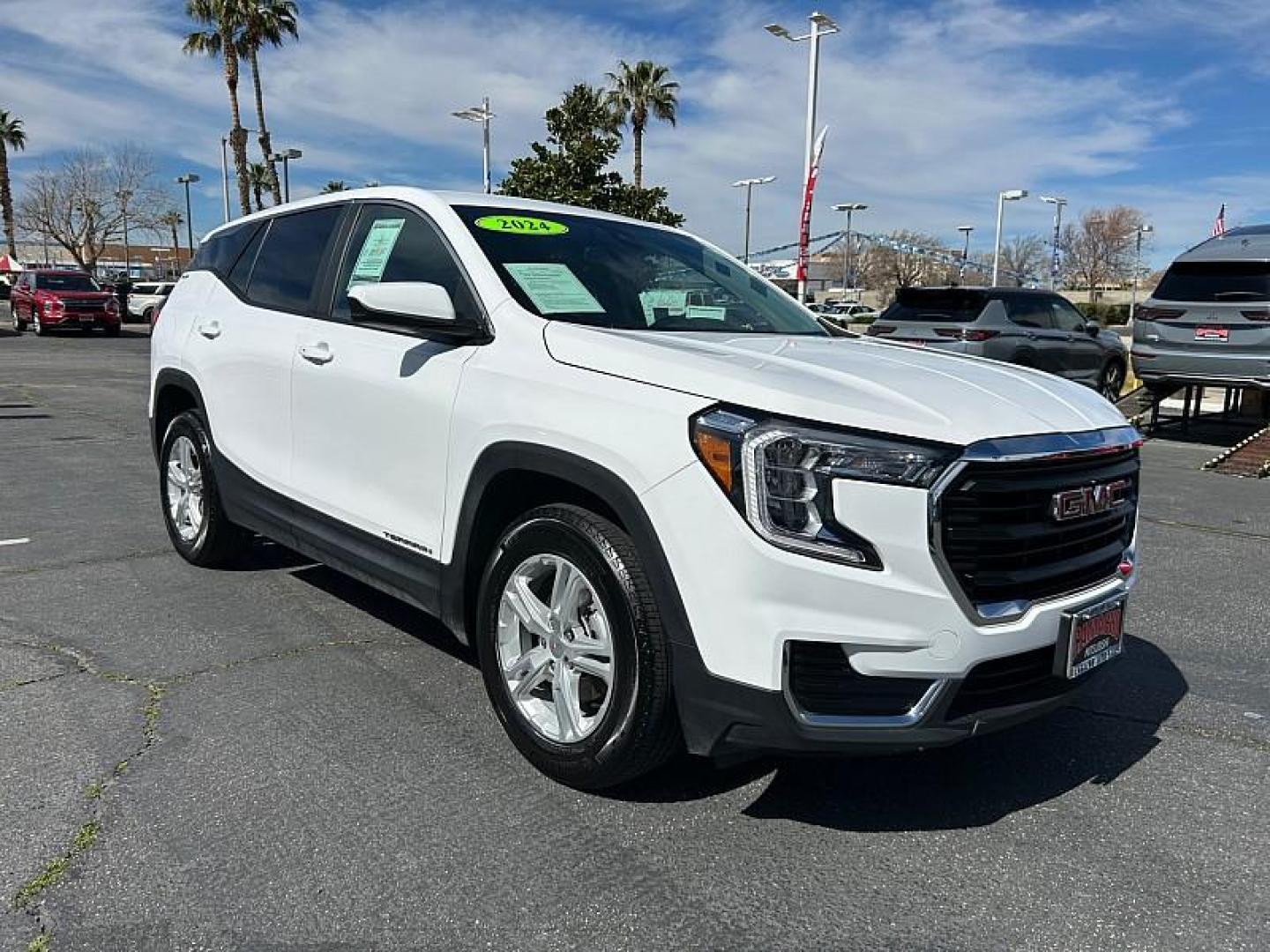 2024 WHITE GMC Terrain (3GKALMEG2RL) with an 4-Cyl Turbo 1.5 Liter engine, Automatic 9-Spd transmission, located at 412 Auto Vista Drive, Palmdale, 93551, (661) 945-0620, 34.592636, -118.136681 - Photo#1