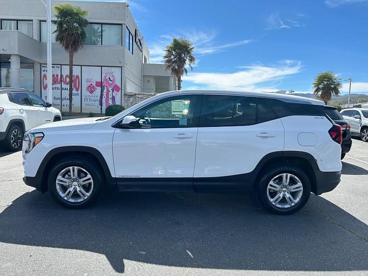 2024 WHITE GMC Terrain (3GKALMEG2RL) with an 4-Cyl Turbo 1.5 Liter engine, Automatic 9-Spd transmission, located at 412 Auto Vista Drive, Palmdale, 93551, (661) 945-0620, 34.592636, -118.136681 - Photo#4