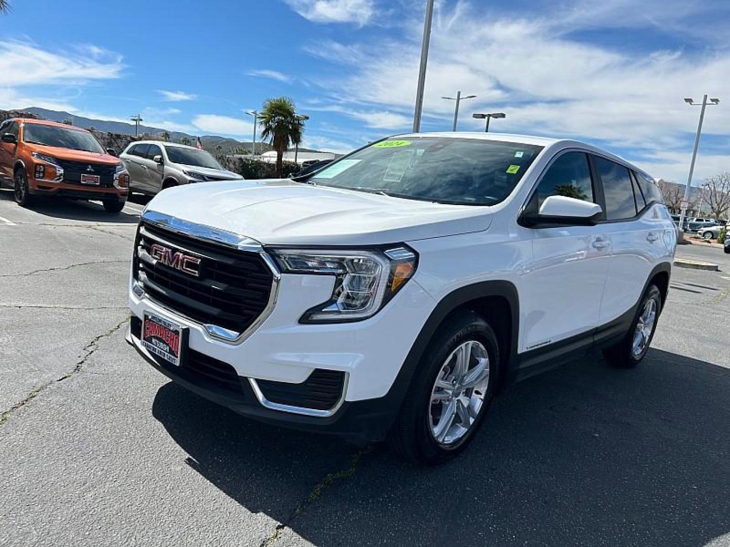 2024 WHITE GMC Terrain (3GKALMEG2RL) with an 4-Cyl Turbo 1.5 Liter engine, Automatic 9-Spd transmission, located at 412 Auto Vista Drive, Palmdale, 93551, (661) 945-0620, 34.592636, -118.136681 - Photo#5