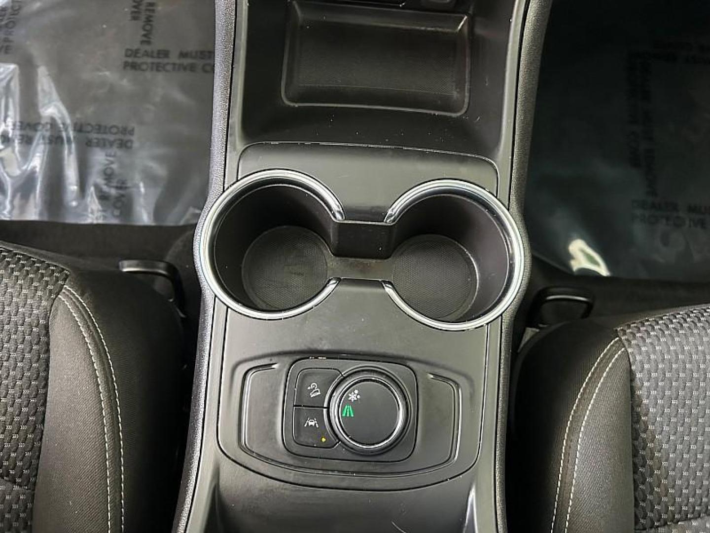 2024 WHITE GMC Terrain (3GKALMEG2RL) with an 4-Cyl Turbo 1.5 Liter engine, Automatic 9-Spd transmission, located at 412 Auto Vista Drive, Palmdale, 93551, (661) 945-0620, 34.592636, -118.136681 - Photo#17