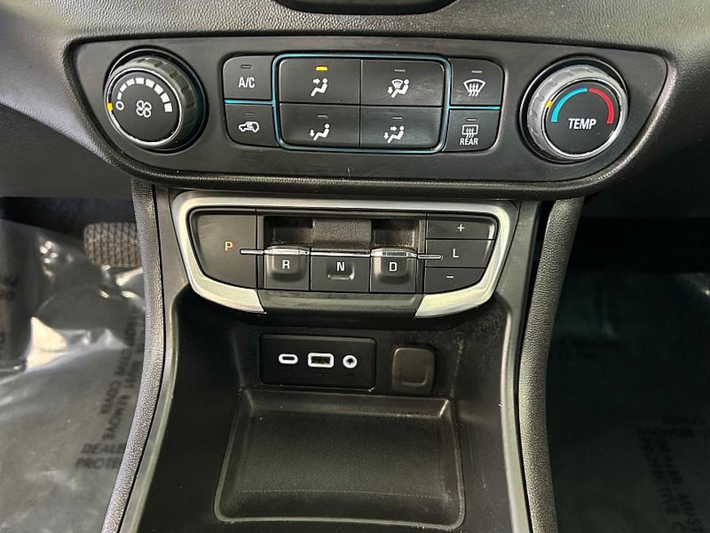 2024 WHITE GMC Terrain (3GKALMEG2RL) with an 4-Cyl Turbo 1.5 Liter engine, Automatic 9-Spd transmission, located at 412 Auto Vista Drive, Palmdale, 93551, (661) 945-0620, 34.592636, -118.136681 - Photo#18