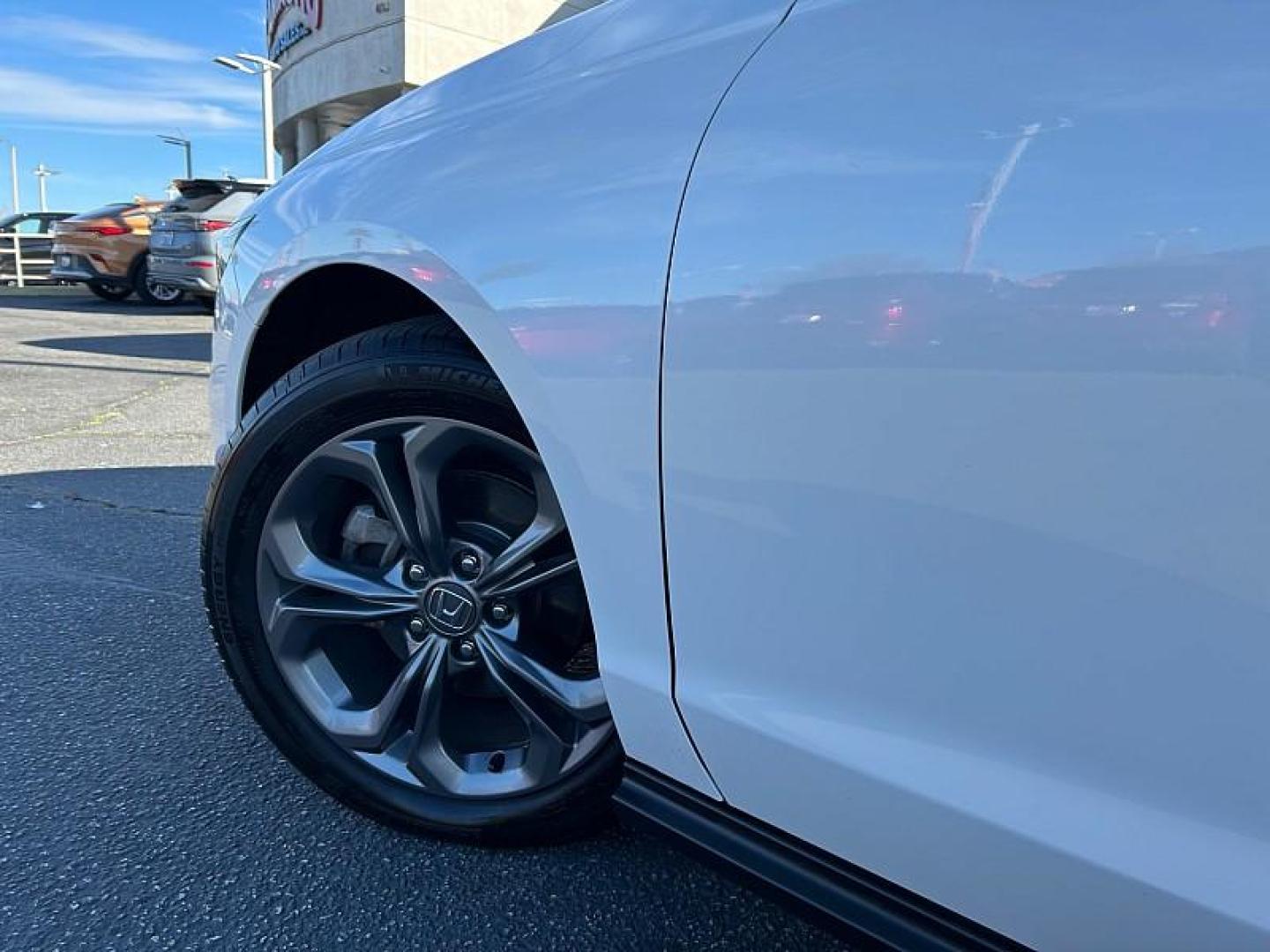 2024 WHITE Honda Accord Sedan (1HGCY1F34RA) with an 4-Cyl Turbo 1.5 Liter engine, Automatic CVT transmission, located at 412 Auto Vista Drive, Palmdale, 93551, (661) 945-0620, 34.592636, -118.136681 - Photo#14