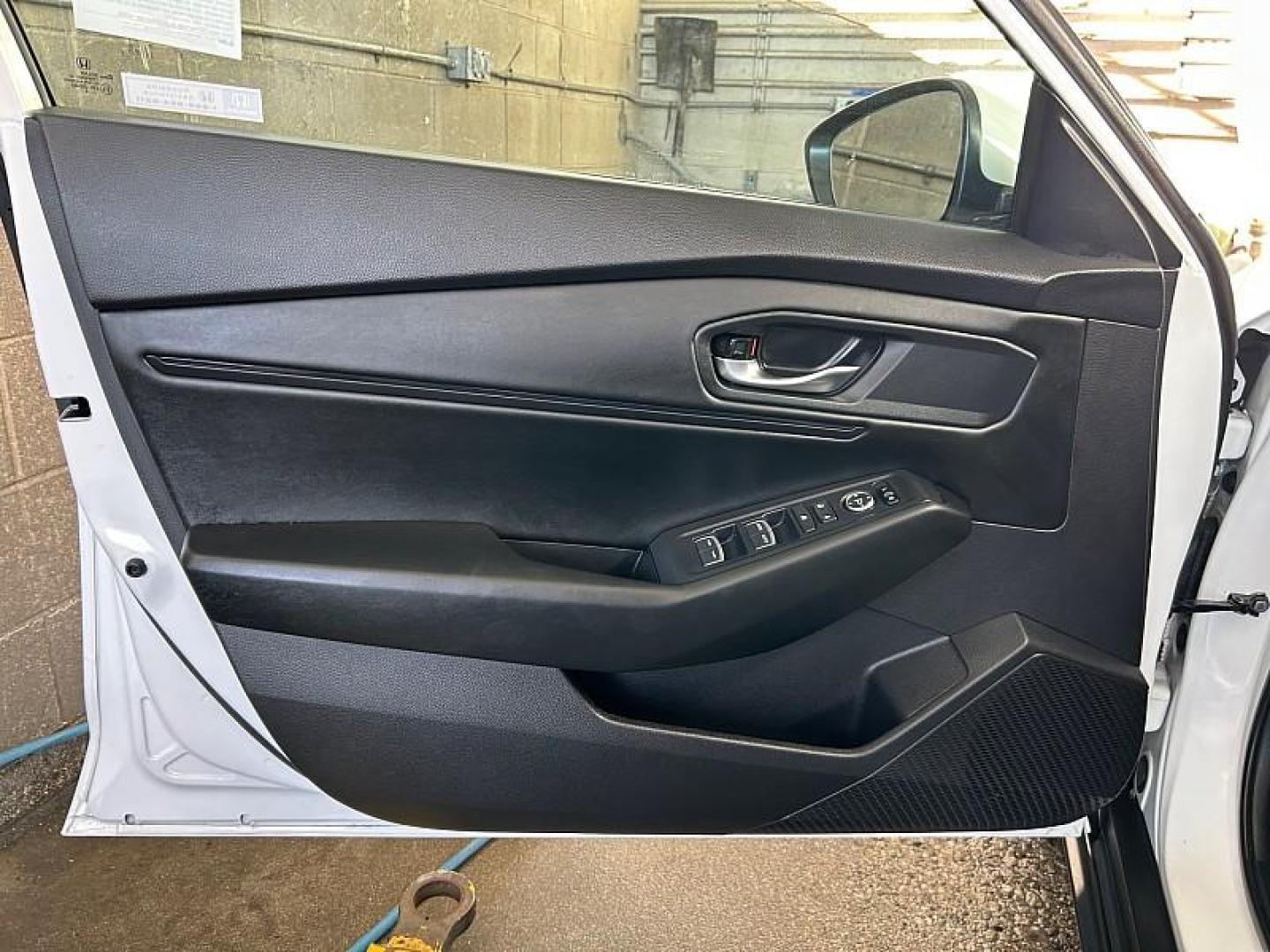 2024 WHITE Honda Accord Sedan (1HGCY1F34RA) with an 4-Cyl Turbo 1.5 Liter engine, Automatic CVT transmission, located at 412 Auto Vista Drive, Palmdale, 93551, (661) 945-0620, 34.592636, -118.136681 - Photo#20