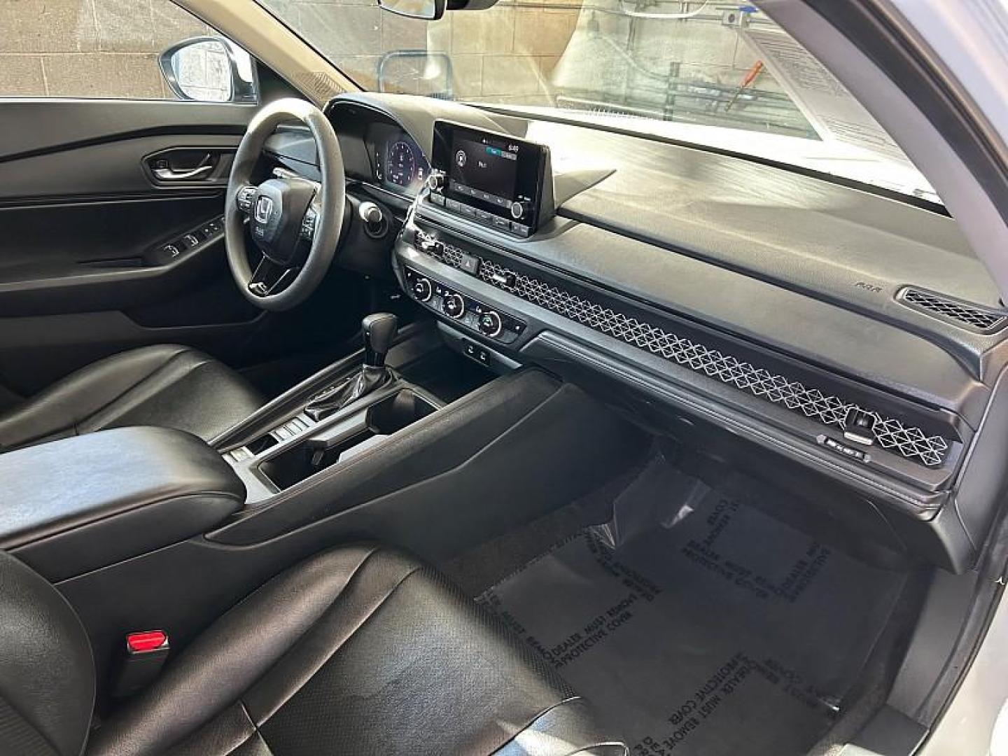 2024 WHITE Honda Accord Sedan (1HGCY1F34RA) with an 4-Cyl Turbo 1.5 Liter engine, Automatic CVT transmission, located at 412 Auto Vista Drive, Palmdale, 93551, (661) 945-0620, 34.592636, -118.136681 - Photo#32