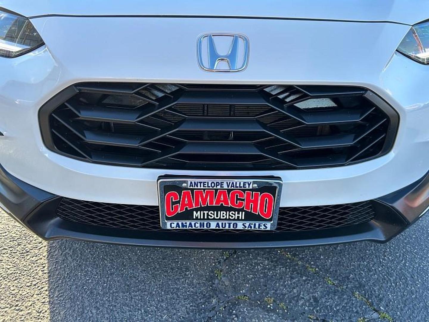 2024 WHITE Honda HR-V (3CZRZ2H5XRM) with an 4-Cyl 2.0 Liter engine, Automatic CVT transmission, located at 412 Auto Vista Drive, Palmdale, 93551, (661) 945-0620, 34.592636, -118.136681 - Photo#4