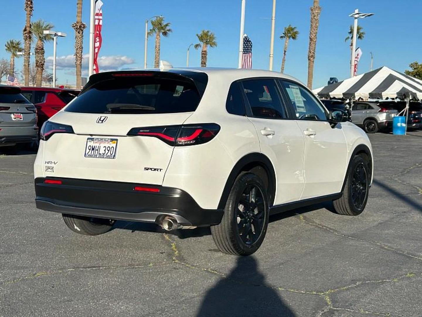 2024 WHITE Honda HR-V (3CZRZ2H5XRM) with an 4-Cyl 2.0 Liter engine, Automatic CVT transmission, located at 412 Auto Vista Drive, Palmdale, 93551, (661) 945-0620, 34.592636, -118.136681 - Photo#6