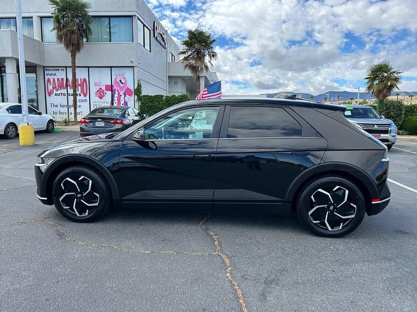 2024 BLACK Hyundai IONIQ 5 (KM8KN4DE6RU) with an 168 kW (225HP) Electric Motor engine, Single-speed Reduction Gear transmission, located at 412 Auto Vista Drive, Palmdale, 93551, (661) 945-0620, 34.592636, -118.136681 - Photo#5