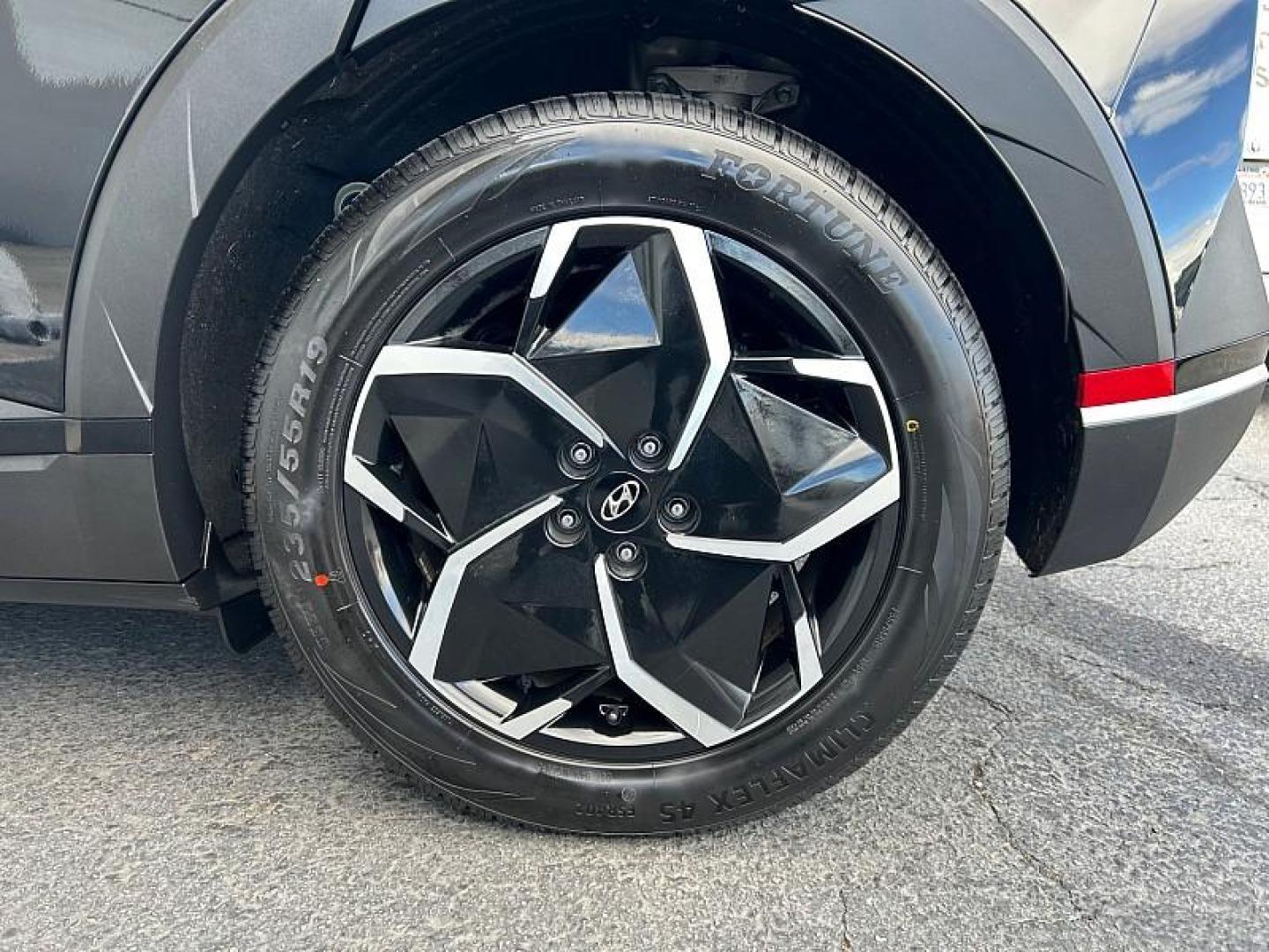 2024 BLACK Hyundai IONIQ 5 (KM8KN4DE6RU) with an 168 kW (225HP) Electric Motor engine, Single-speed Reduction Gear transmission, located at 412 Auto Vista Drive, Palmdale, 93551, (661) 945-0620, 34.592636, -118.136681 - Photo#30