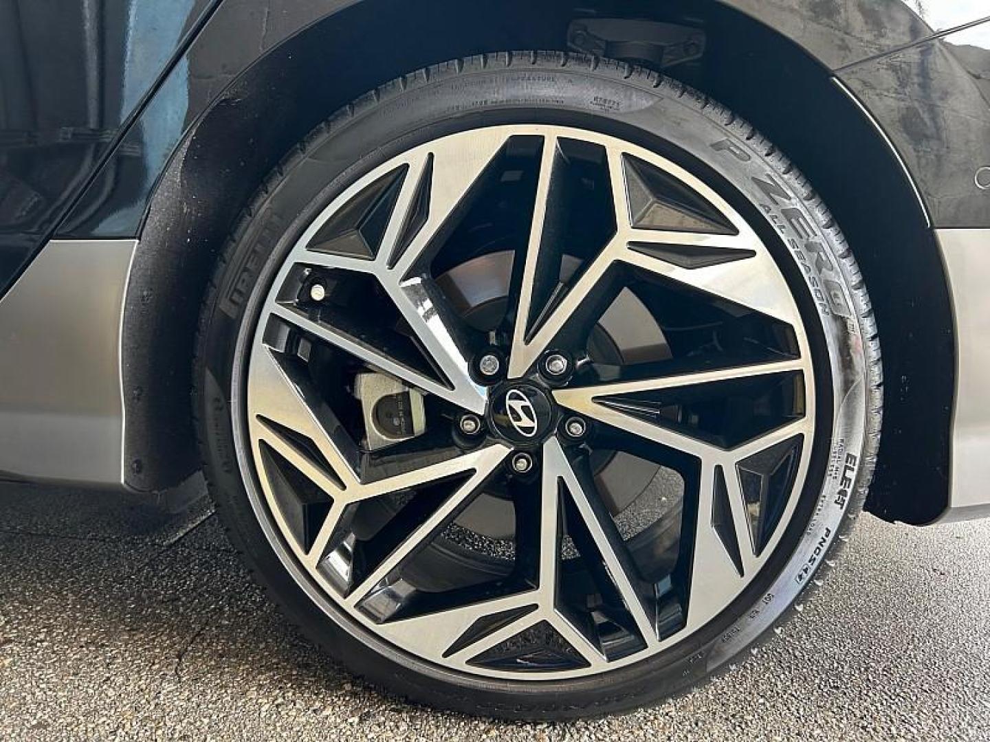 2024 BLACK Hyundai IONIQ 6 (KMHM54AA0RA) with an 225HP Electric Motor engine, Single-speed Reduction Gear transmission, located at 412 Auto Vista Drive, Palmdale, 93551, (661) 945-0620, 34.592636, -118.136681 - Photo#29