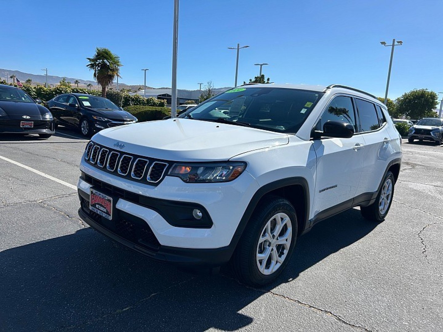 2024 White Jeep Compass (3C4NJDBN8RT) with an 4-Cyl Turbo 2.0 Liter engine, Automatic 8-Spd transmission, located at 412 Auto Vista Drive, Palmdale, 93551, (661) 945-0620, 34.592636, -118.136681- Photo#7