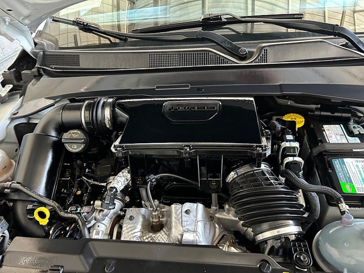 2024 White Jeep Compass (3C4NJDBN8RT) with an 4-Cyl Turbo 2.0 Liter engine, Automatic 8-Spd transmission, located at 412 Auto Vista Drive, Palmdale, 93551, (661) 945-0620, 34.592636, -118.136681- Photo#28