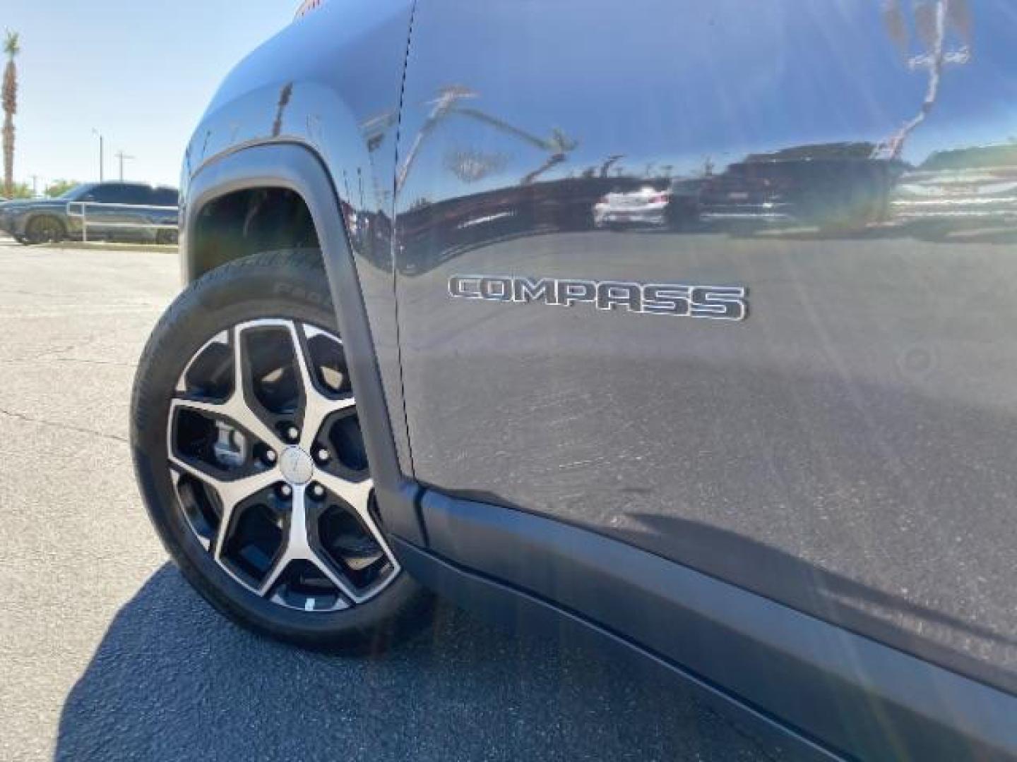 2024 GRAY Jeep Compass (3C4NJDCN8RT) with an 4-Cyl Turbo 2.0 Liter engine, Automatic 8-Spd transmission, located at 412 Auto Vista Drive, Palmdale, 93551, (661) 945-0620, 34.592636, -118.136681 - Photo#12