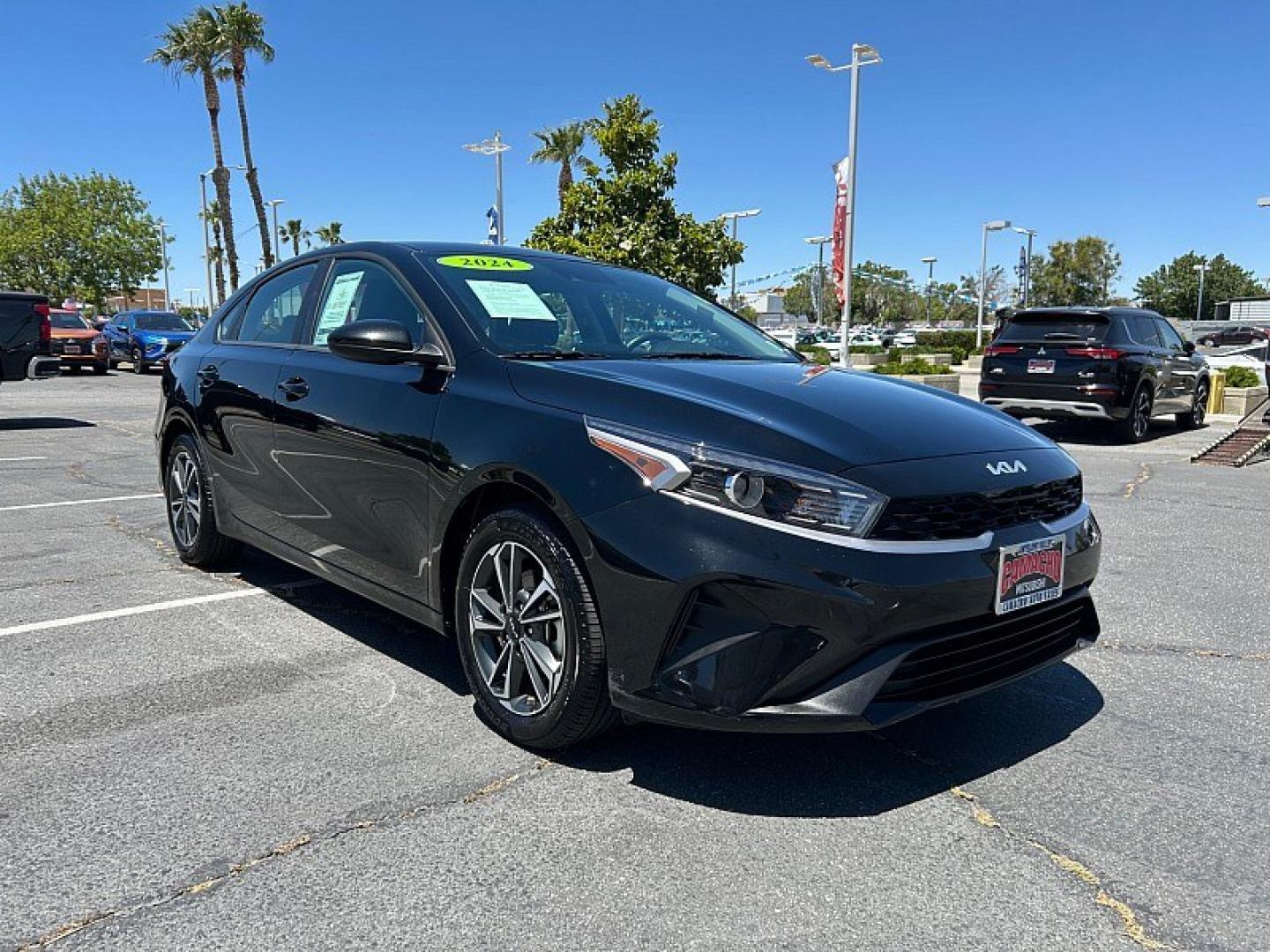 2024 BLACK Kia Forte (3KPF24AD3RE) with an 4-Cyl 2.0 Liter engine, Automatic IVT transmission, located at 412 Auto Vista Drive, Palmdale, 93551, (661) 945-0620, 34.592636, -118.136681 - Photo#0
