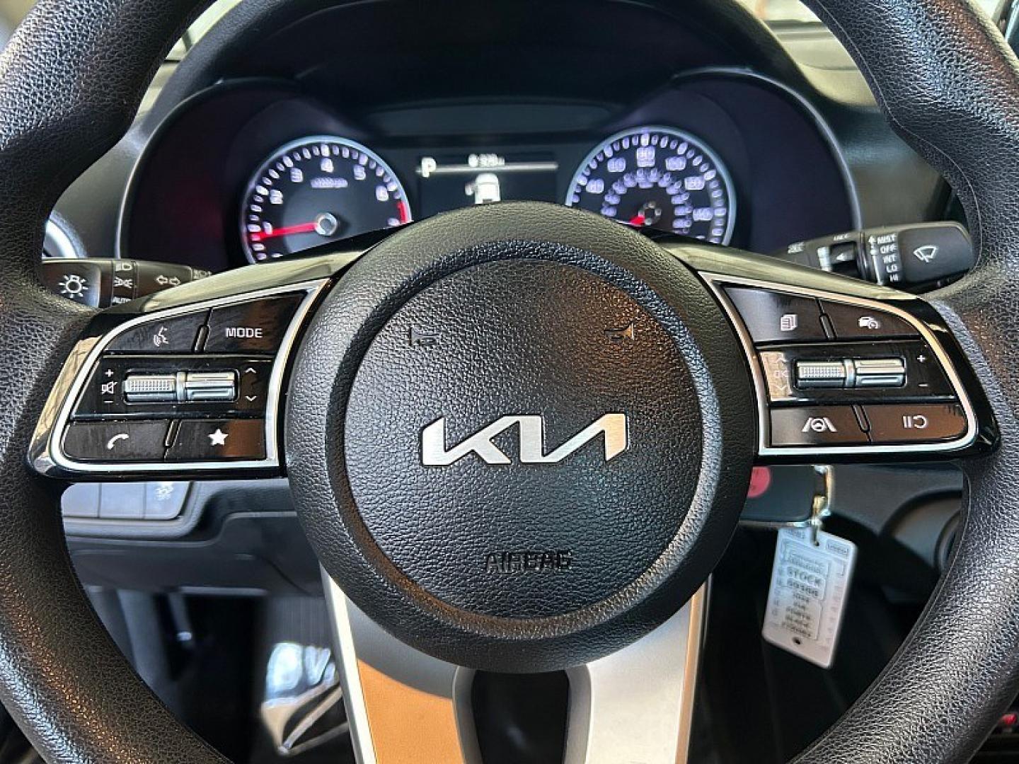 2024 BLACK Kia Forte (3KPF24AD3RE) with an 4-Cyl 2.0 Liter engine, Automatic IVT transmission, located at 412 Auto Vista Drive, Palmdale, 93551, (661) 945-0620, 34.592636, -118.136681 - Photo#19