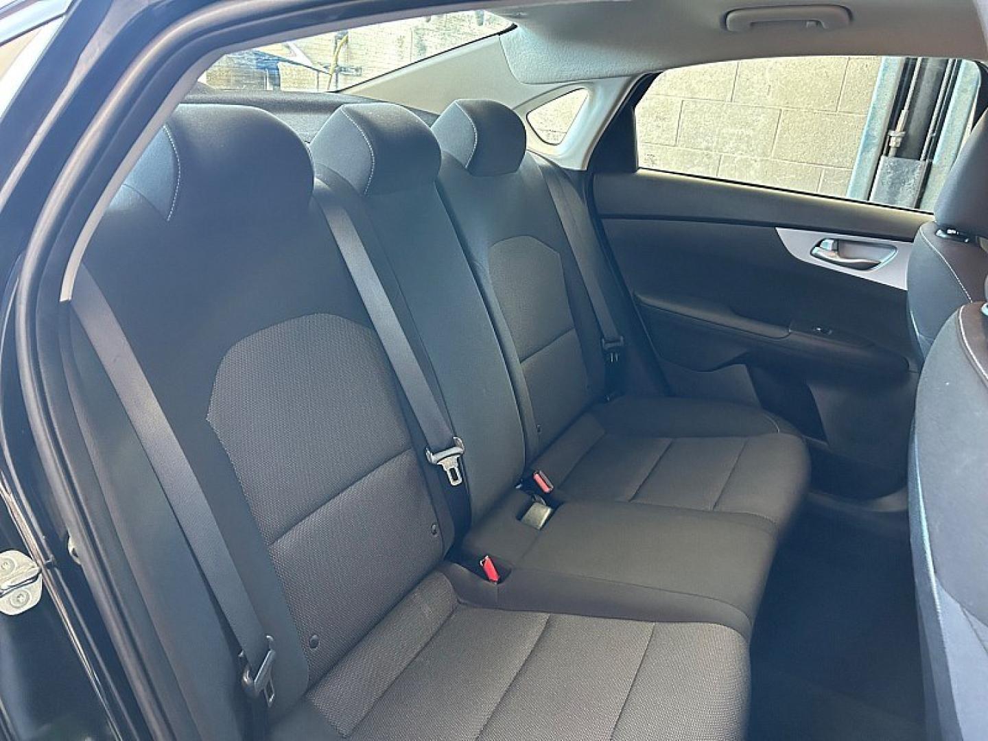2024 BLACK Kia Forte (3KPF24AD3RE) with an 4-Cyl 2.0 Liter engine, Automatic IVT transmission, located at 412 Auto Vista Drive, Palmdale, 93551, (661) 945-0620, 34.592636, -118.136681 - Photo#26