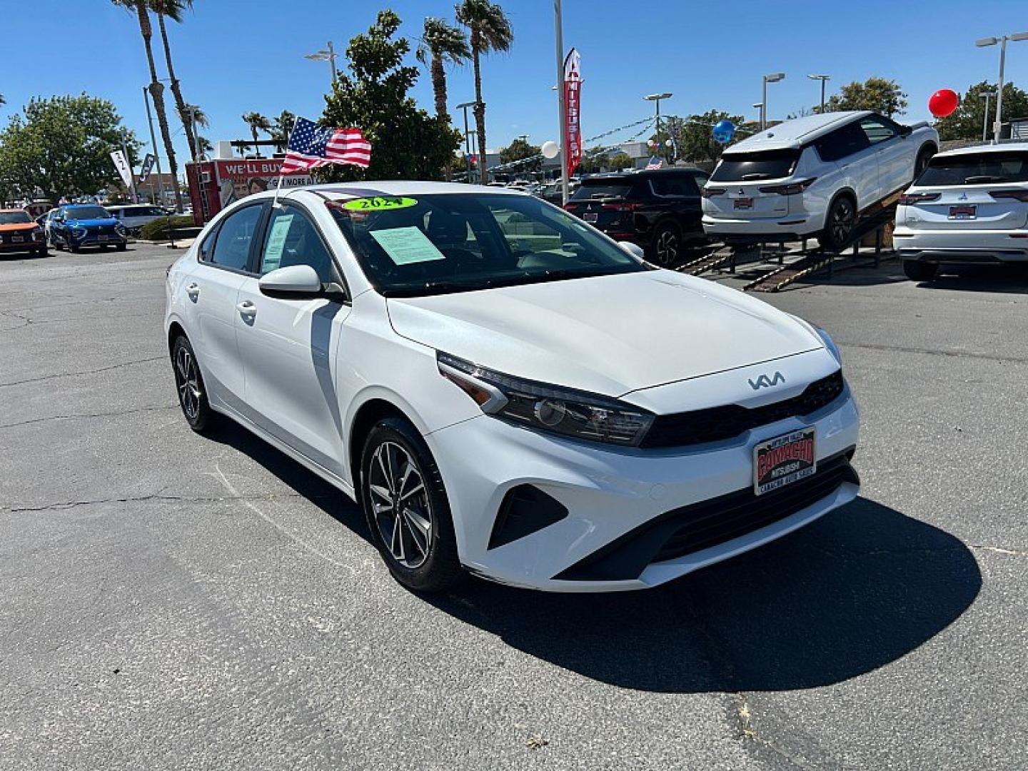 2024 White Kia Forte (3KPF24AD9RE) with an 4-Cyl 2.0 Liter engine, Automatic IVT transmission, located at 412 Auto Vista Drive, Palmdale, 93551, (661) 945-0620, 34.592636, -118.136681- Photo#0