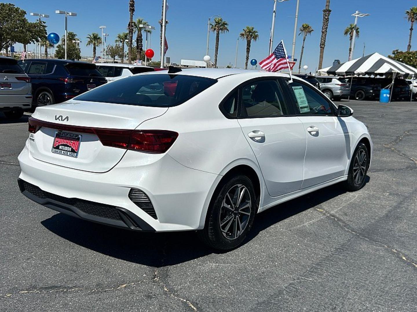 2024 White Kia Forte (3KPF24AD9RE) with an 4-Cyl 2.0 Liter engine, Automatic IVT transmission, located at 412 Auto Vista Drive, Palmdale, 93551, (661) 945-0620, 34.592636, -118.136681- Photo#4