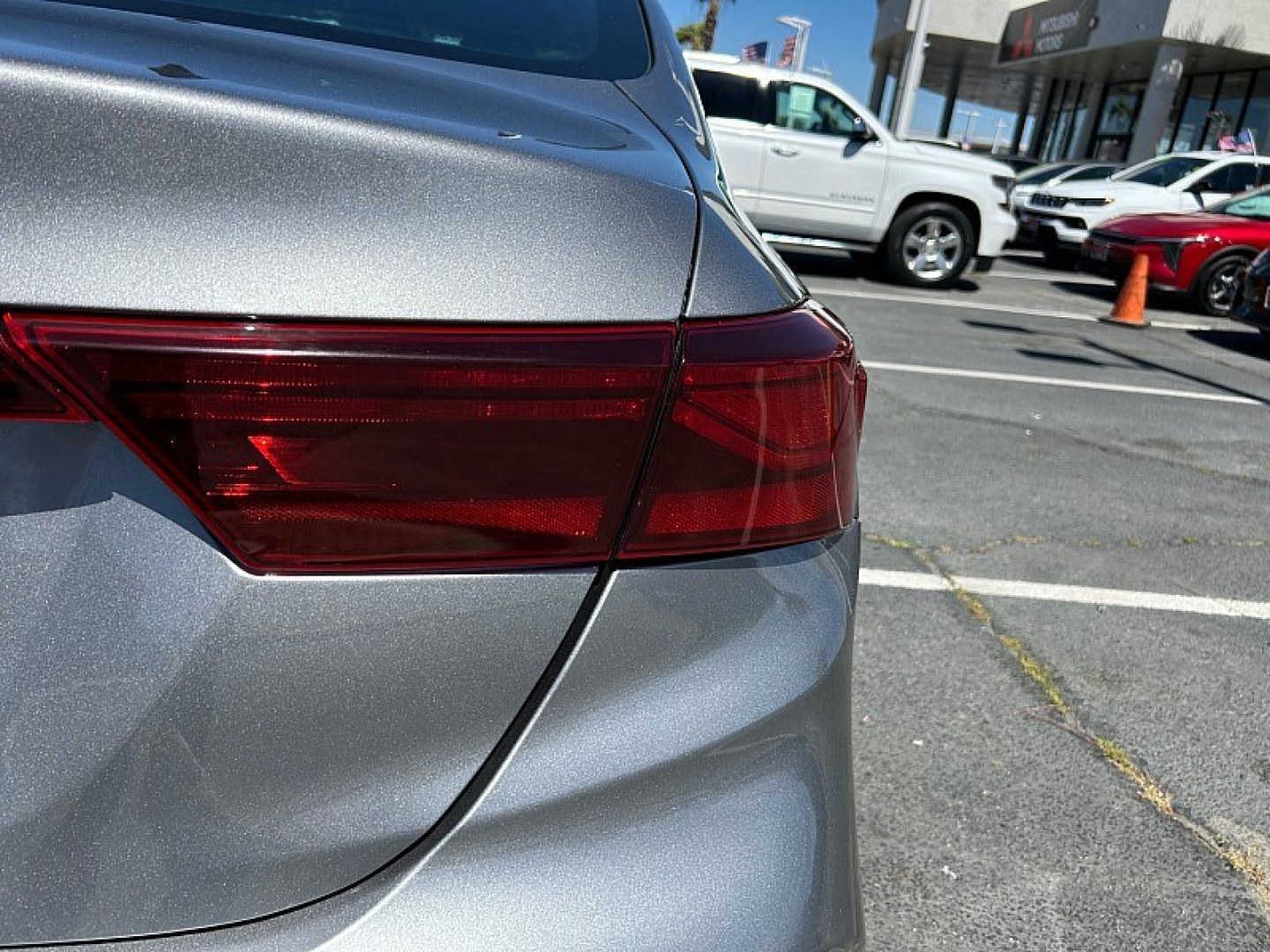 2024 Gray Kia Forte (3KPF24AD0RE) with an 4-Cyl 2.0 Liter engine, Automatic IVT transmission, located at 412 Auto Vista Drive, Palmdale, 93551, (661) 945-0620, 34.592636, -118.136681- Photo#15