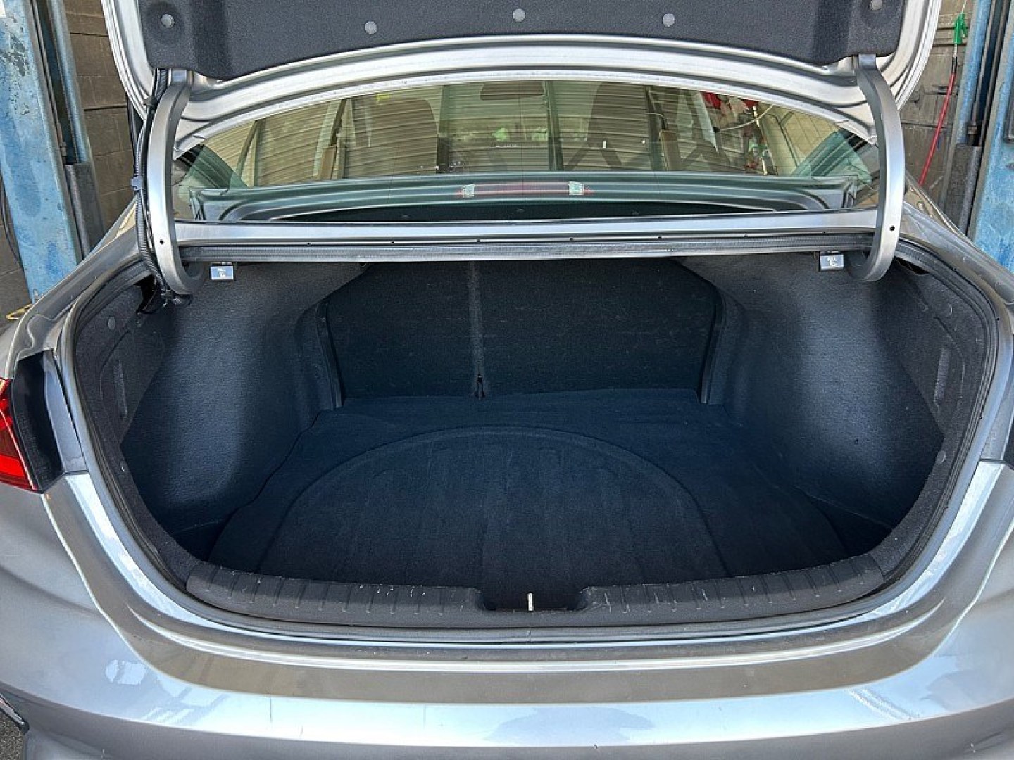 2024 Gray Kia Forte (3KPF24AD0RE) with an 4-Cyl 2.0 Liter engine, Automatic IVT transmission, located at 412 Auto Vista Drive, Palmdale, 93551, (661) 945-0620, 34.592636, -118.136681- Photo#25