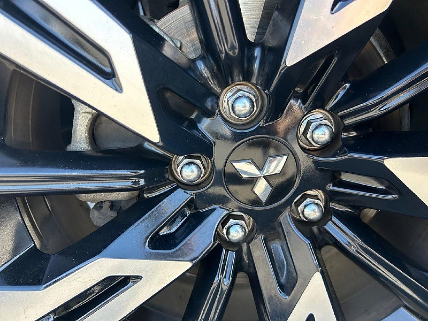 2024 SILVER MITSUBISHI ECLIPSE CROSS (JA4ATWAA5RZ) , located at 412 Auto Vista Drive, Palmdale, 93551, (661) 945-0620, 34.592636, -118.136681- Photo#15
