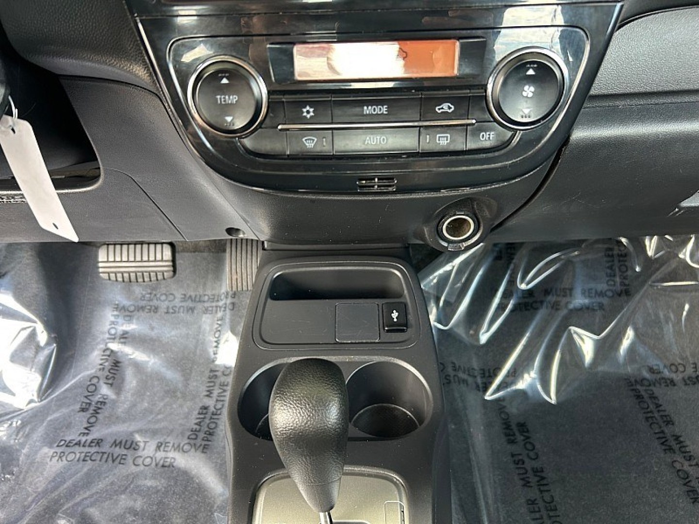 2024 Gray Mitsubishi Mirage (ML32AUHJ7RH) with an 3-Cyl 1.2 Liter engine, Automatic CVT transmission, located at 412 Auto Vista Drive, Palmdale, 93551, (661) 945-0620, 34.592636, -118.136681- Photo#18