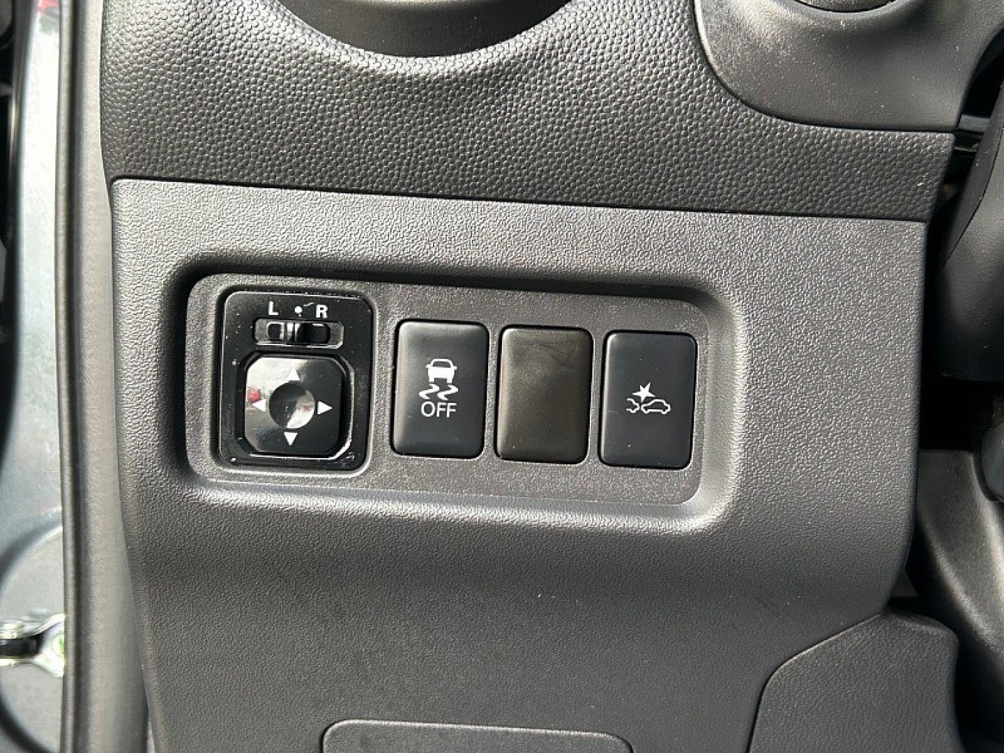 2024 Gray Mitsubishi Mirage (ML32AUHJ7RH) with an 3-Cyl 1.2 Liter engine, Automatic CVT transmission, located at 412 Auto Vista Drive, Palmdale, 93551, (661) 945-0620, 34.592636, -118.136681- Photo#27