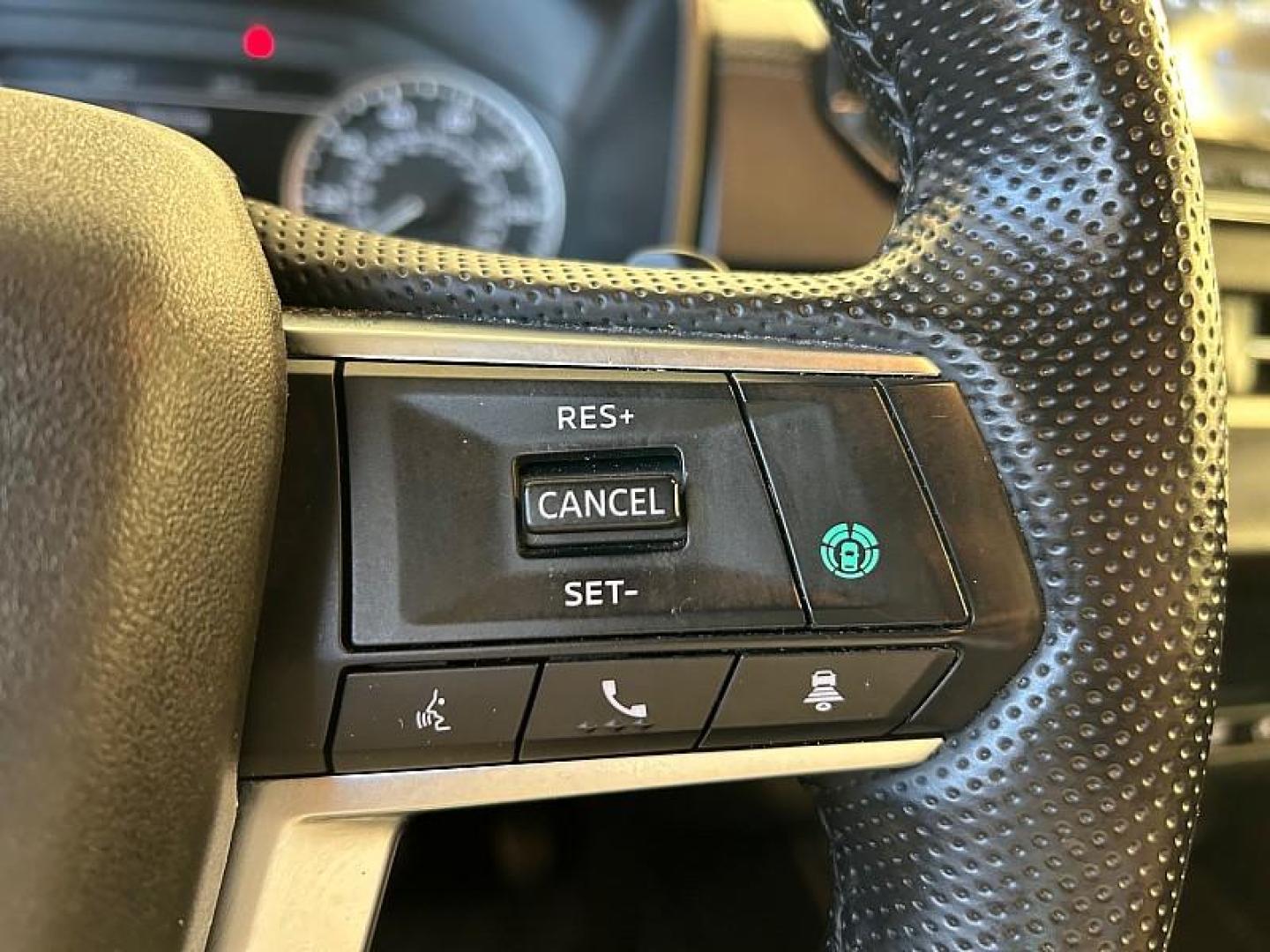 2024 SILVER Mitsubishi Outlander (JA4J3VA8XRZ) with an 4-Cyl 2.5 Liter engine, Automatic CVT transmission, located at 412 Auto Vista Drive, Palmdale, 93551, (661) 945-0620, 34.592636, -118.136681- Photo#18