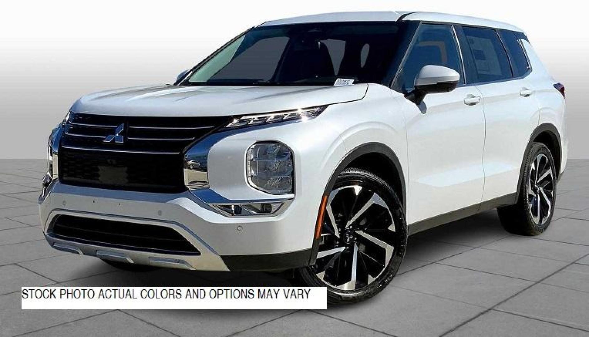 2024 WHITE Mitsubishi Outlander (JA4J3VA82RZ) with an 4-Cyl 2.5 Liter engine, Automatic CVT transmission, located at 412 Auto Vista Drive, Palmdale, 93551, (661) 945-0620, 34.592636, -118.136681 - Photo#0