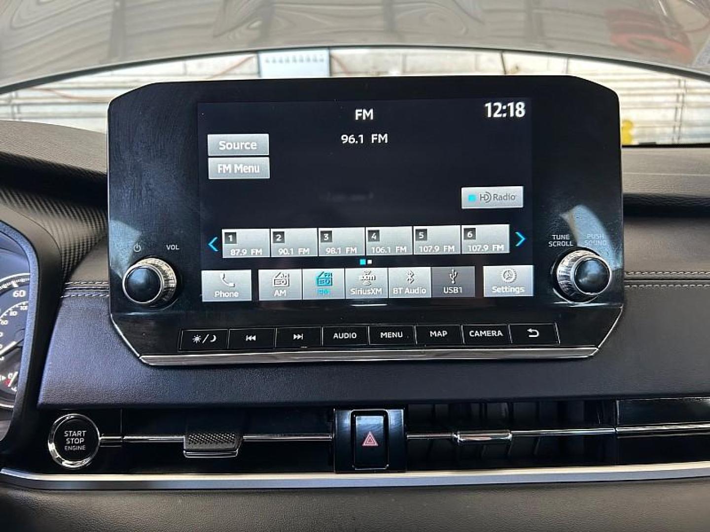 2024 SILVER Mitsubishi Outlander (JA4J4VA84RZ) with an 4-Cyl 2.5 Liter engine, Automatic CVT transmission, located at 412 Auto Vista Drive, Palmdale, 93551, (661) 945-0620, 34.592636, -118.136681 - Photo#20