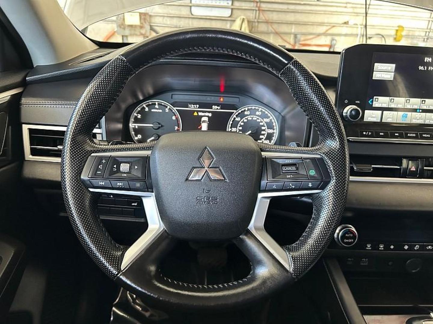 2024 SILVER Mitsubishi Outlander (JA4J4VA84RZ) with an 4-Cyl 2.5 Liter engine, Automatic CVT transmission, located at 412 Auto Vista Drive, Palmdale, 93551, (661) 945-0620, 34.592636, -118.136681 - Photo#21
