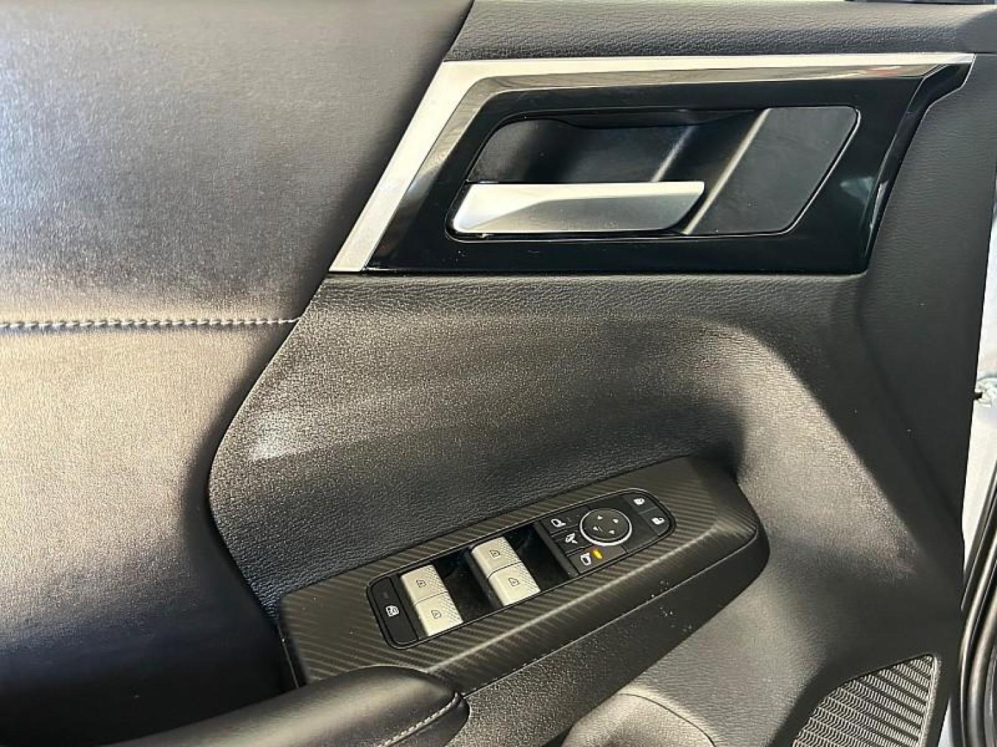 2024 SILVER Mitsubishi Outlander (JA4J4VA84RZ) with an 4-Cyl 2.5 Liter engine, Automatic CVT transmission, located at 412 Auto Vista Drive, Palmdale, 93551, (661) 945-0620, 34.592636, -118.136681 - Photo#27