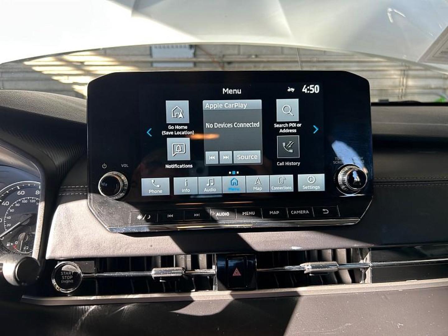 2024 WHITE Mitsubishi Outlander (JA4J3VA83RZ) with an 4-Cyl 2.5 Liter engine, Automatic CVT transmission, located at 412 Auto Vista Drive, Palmdale, 93551, (661) 945-0620, 34.592636, -118.136681 - Photo#22