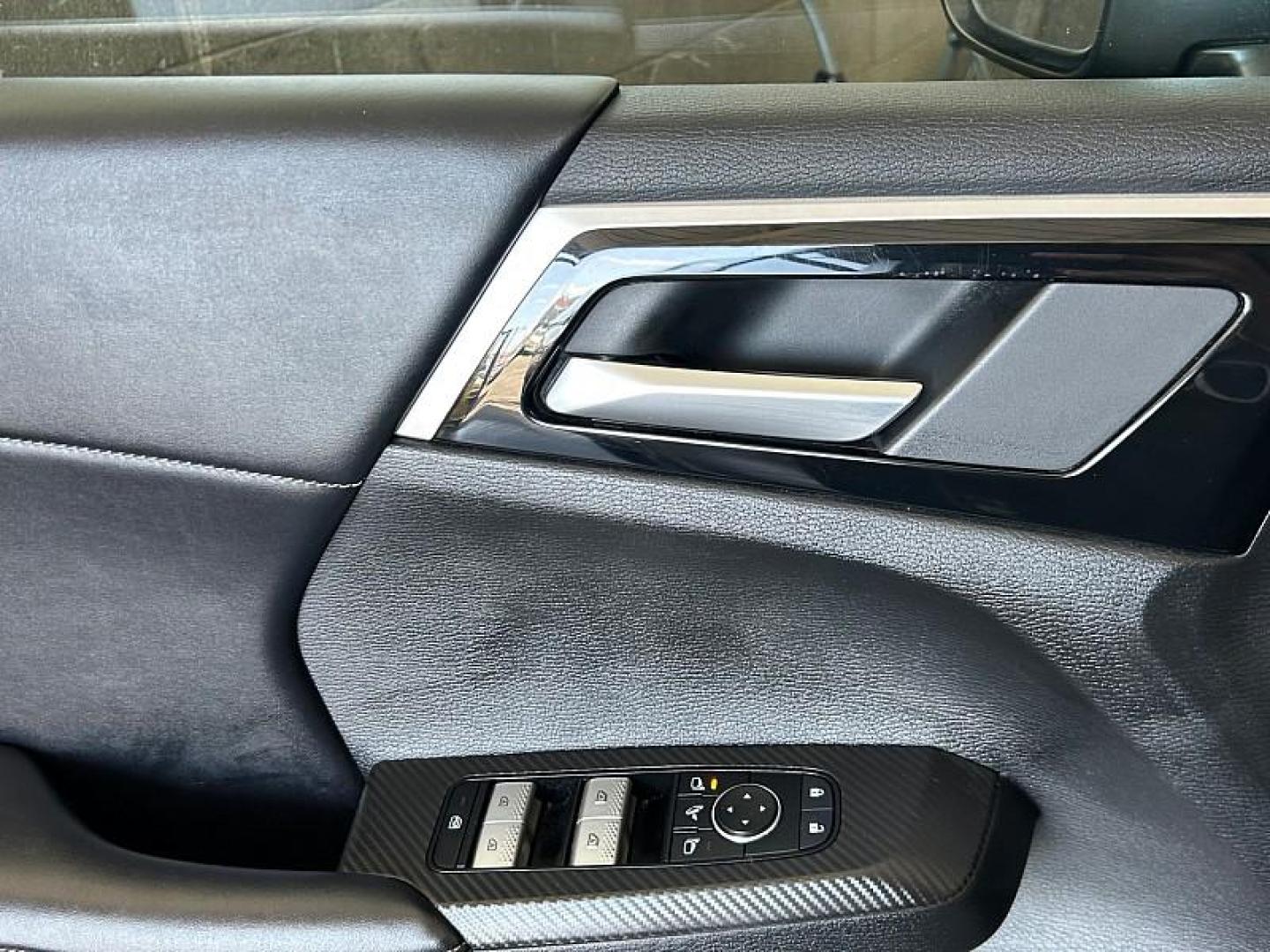2024 SILVER Mitsubishi Outlander (JA4J3VA89RZ) with an 4-Cyl 2.5 Liter engine, Automatic CVT transmission, located at 412 Auto Vista Drive, Palmdale, 93551, (661) 945-0620, 34.592636, -118.136681 - Photo#24
