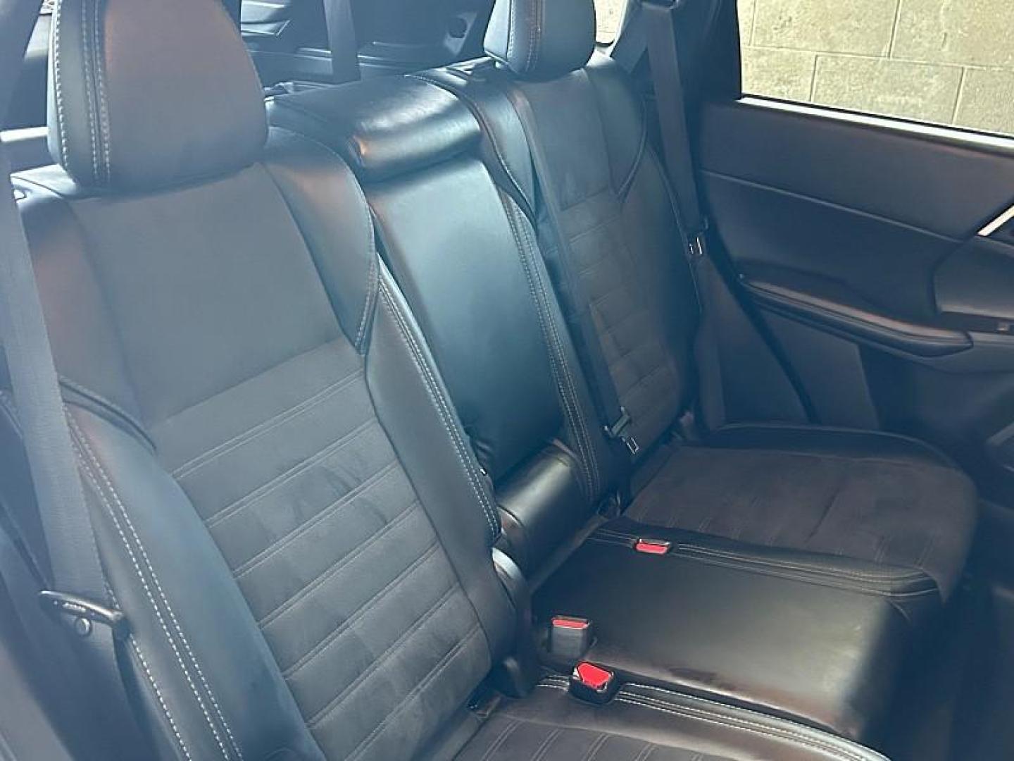 2024 SILVER Mitsubishi Outlander (JA4J3VA89RZ) with an 4-Cyl 2.5 Liter engine, Automatic CVT transmission, located at 412 Auto Vista Drive, Palmdale, 93551, (661) 945-0620, 34.592636, -118.136681 - Photo#28