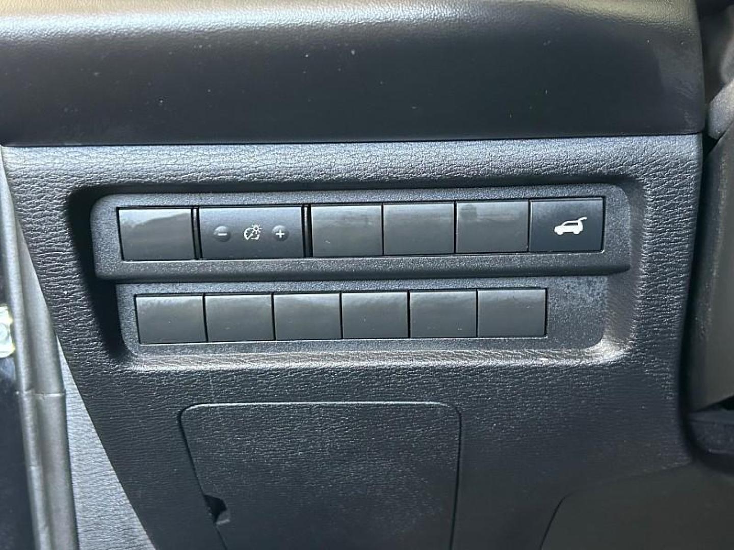 2024 BLACK Mitsubishi Outlander (JA4J3VA85RZ) with an 4-Cyl 2.5 Liter engine, Automatic CVT transmission, located at 412 Auto Vista Drive, Palmdale, 93551, (661) 945-0620, 34.592636, -118.136681 - Photo#25