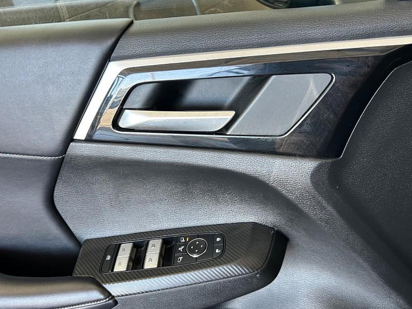 2024 BLUE Mitsubishi Outlander (JA4J4VA89RZ) with an 4-Cyl 2.5 Liter engine, Automatic CVT transmission, located at 412 Auto Vista Drive, Palmdale, 93551, (661) 945-0620, 34.592636, -118.136681- Photo#28