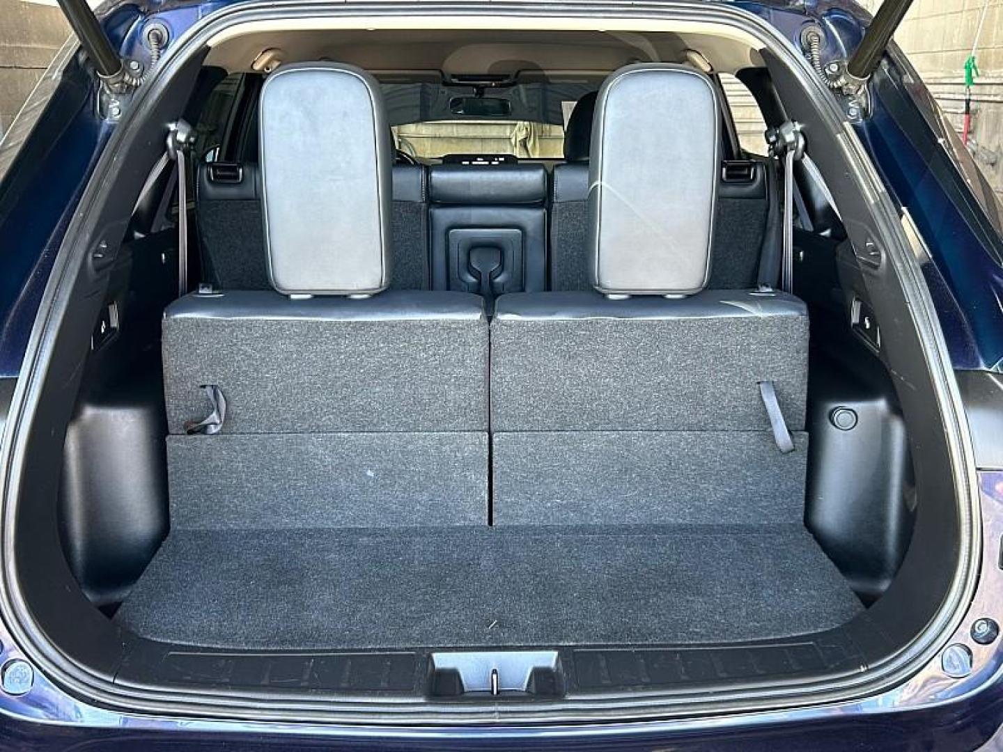 2024 BLUE Mitsubishi Outlander (JA4J4VA89RZ) with an 4-Cyl 2.5 Liter engine, Automatic CVT transmission, located at 412 Auto Vista Drive, Palmdale, 93551, (661) 945-0620, 34.592636, -118.136681- Photo#30