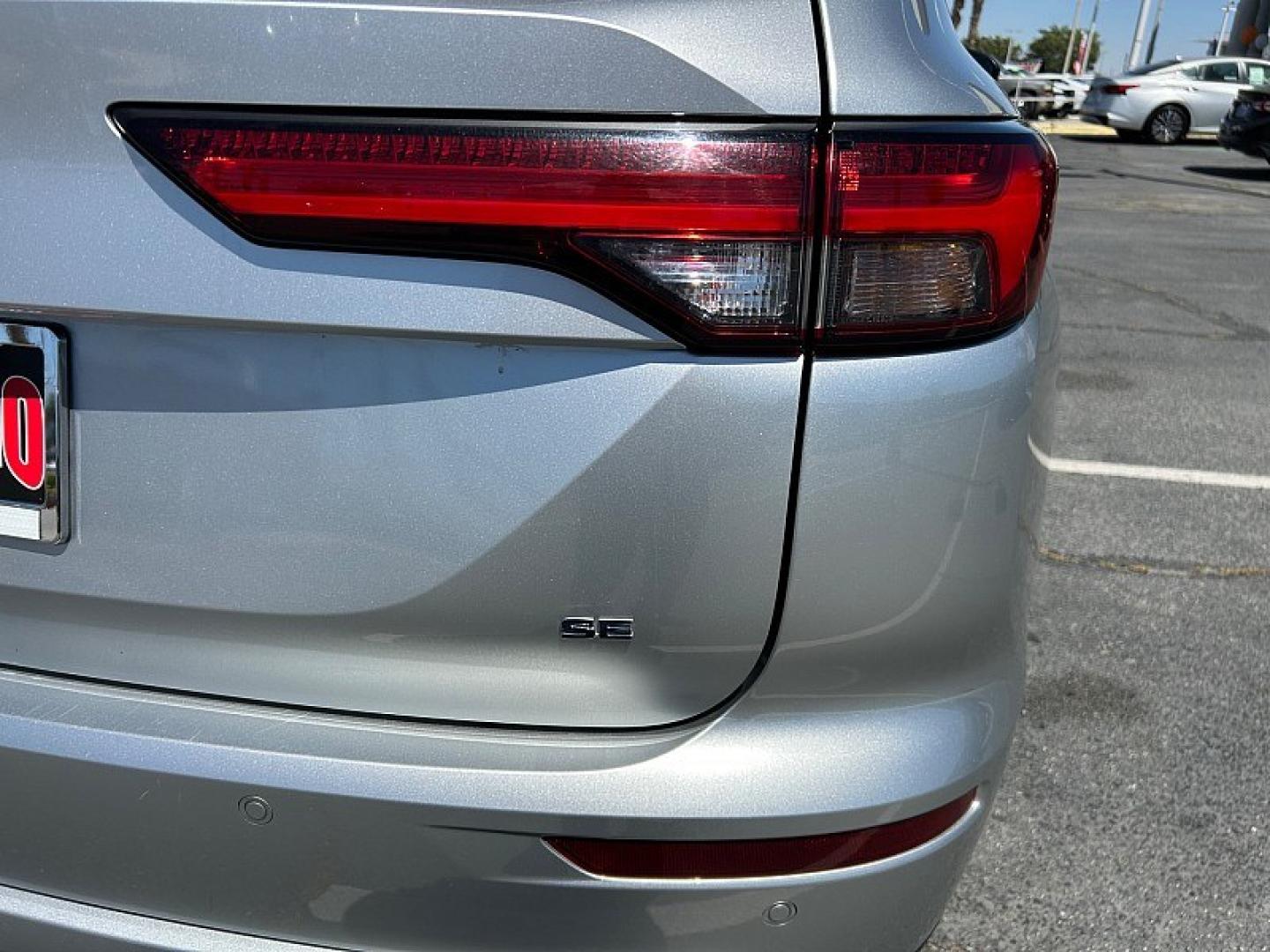 2024 SILVER Mitsubishi Outlander (JA4J4VA88RZ) with an 4-Cyl 2.5 Liter engine, Automatic CVT transmission, located at 412 Auto Vista Drive, Palmdale, 93551, (661) 945-0620, 34.592636, -118.136681- Photo#14
