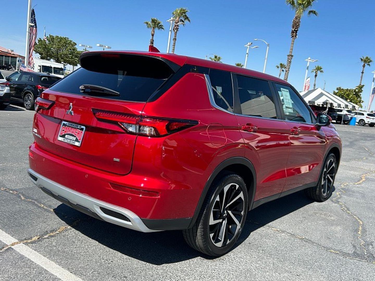 2024 RED Mitsubishi Outlander (JA4J3VA8XRZ) with an 4-Cyl 2.5 Liter engine, Automatic CVT transmission, located at 412 Auto Vista Drive, Palmdale, 93551, (661) 945-0620, 34.592636, -118.136681 - Photo#7