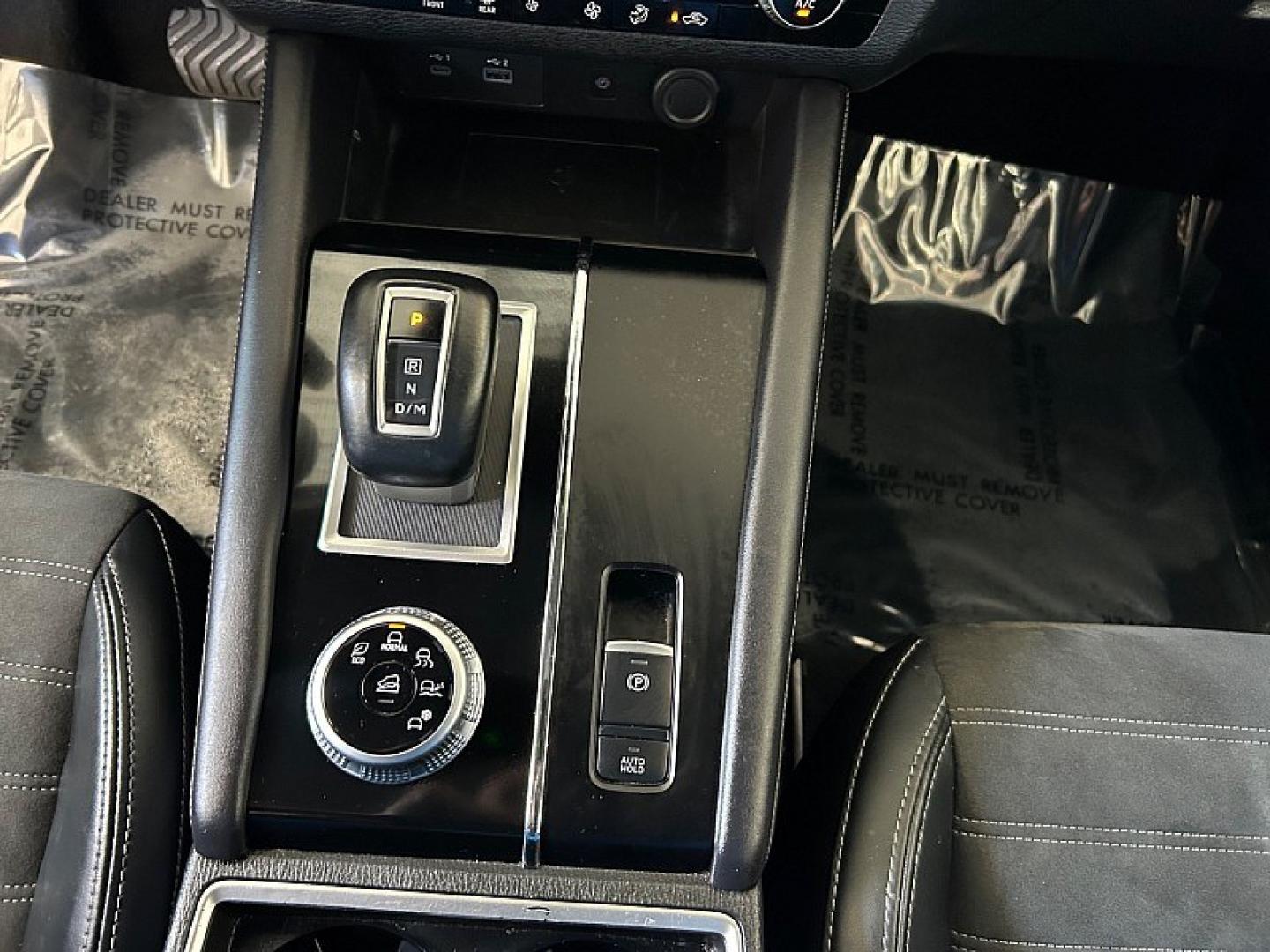 2024 RED Mitsubishi Outlander (JA4J3VA8XRZ) with an 4-Cyl 2.5 Liter engine, Automatic CVT transmission, located at 412 Auto Vista Drive, Palmdale, 93551, (661) 945-0620, 34.592636, -118.136681 - Photo#22