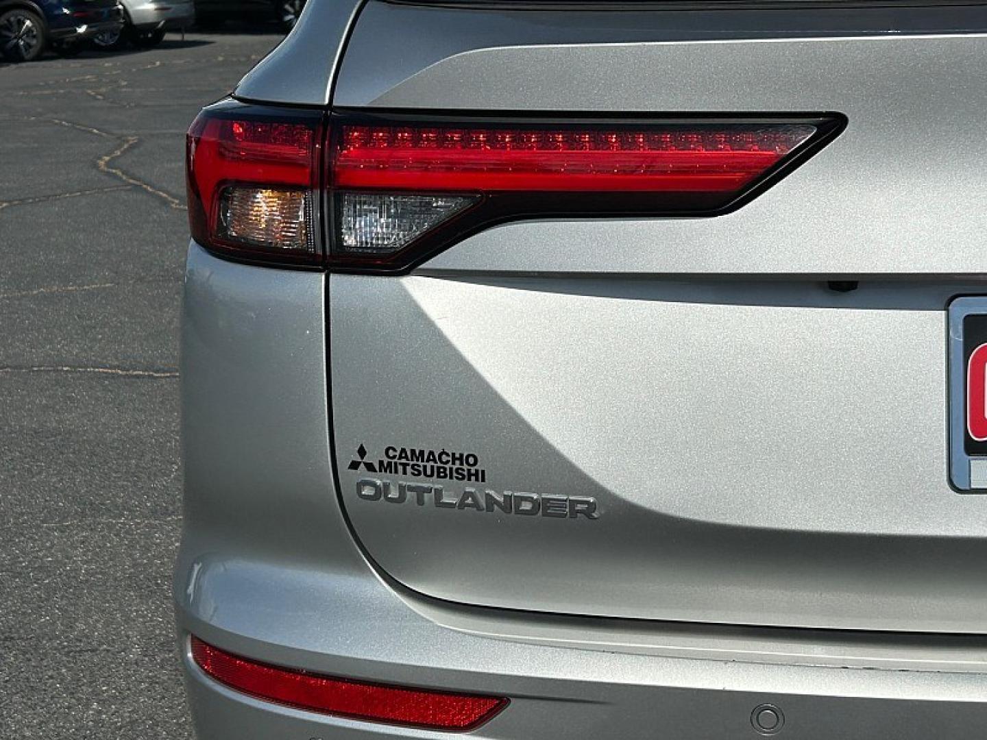 2024 BLACK Mitsubishi Outlander (JA4J3VA89RZ) with an 4-Cyl 2.5 Liter engine, Automatic CVT transmission, located at 412 Auto Vista Drive, Palmdale, 93551, (661) 945-0620, 34.592636, -118.136681 - Photo#14