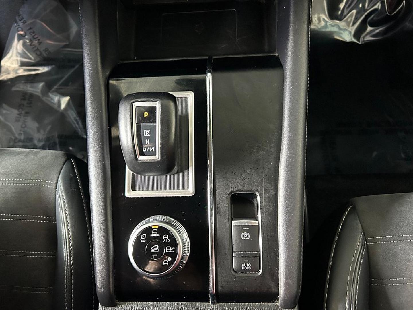 2024 BLACK Mitsubishi Outlander (JA4J3VA89RZ) with an 4-Cyl 2.5 Liter engine, Automatic CVT transmission, located at 412 Auto Vista Drive, Palmdale, 93551, (661) 945-0620, 34.592636, -118.136681 - Photo#22