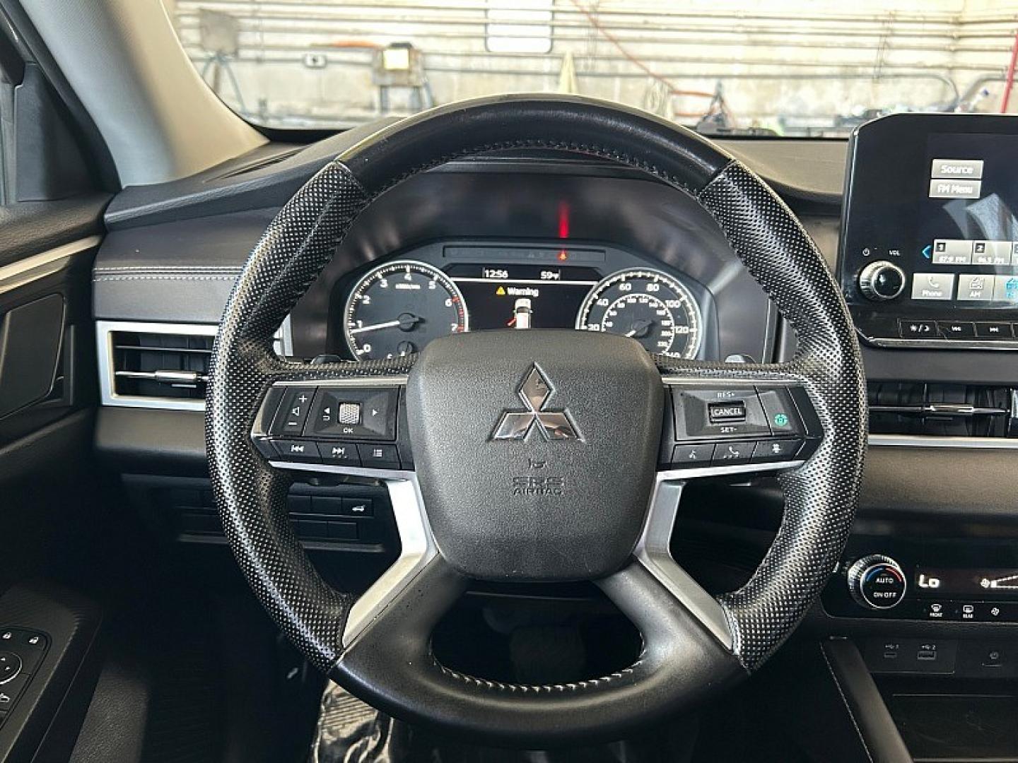2024 BLUE Mitsubishi Outlander (JA4J4VA88RZ) with an 4-Cyl 2.5 Liter engine, Automatic CVT transmission, located at 412 Auto Vista Drive, Palmdale, 93551, (661) 945-0620, 34.592636, -118.136681- Photo#19