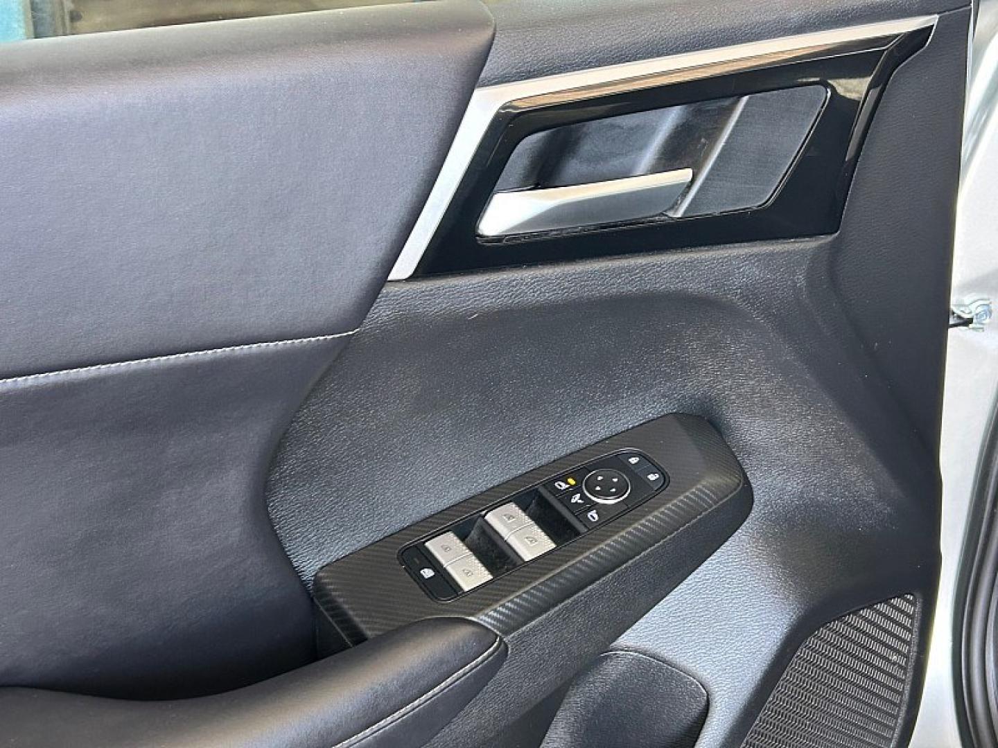 2024 BLUE Mitsubishi Outlander (JA4J4VA88RZ) with an 4-Cyl 2.5 Liter engine, Automatic CVT transmission, located at 412 Auto Vista Drive, Palmdale, 93551, (661) 945-0620, 34.592636, -118.136681- Photo#29
